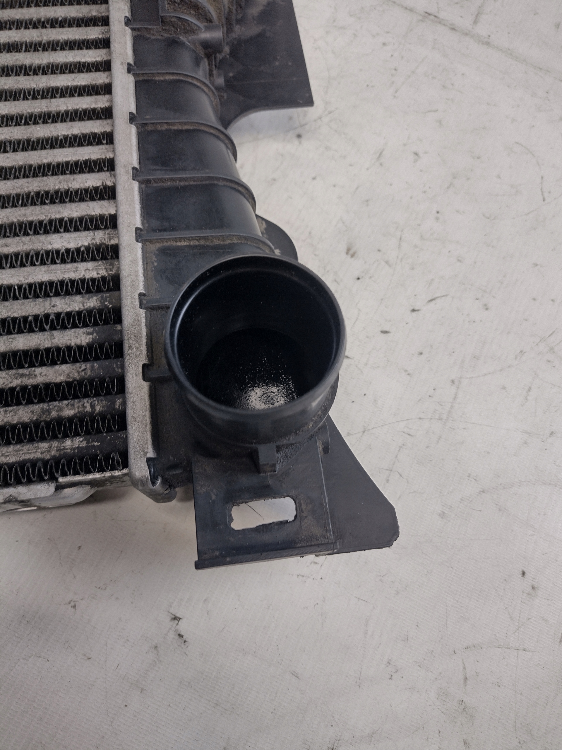 Intercooler Chrysler Voyager IV 2,8 CRD 150 KM 05142489AA