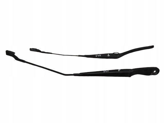 VOLVO S40 2 II 04- RAMIONA WYCIERACZEK PRZÓD