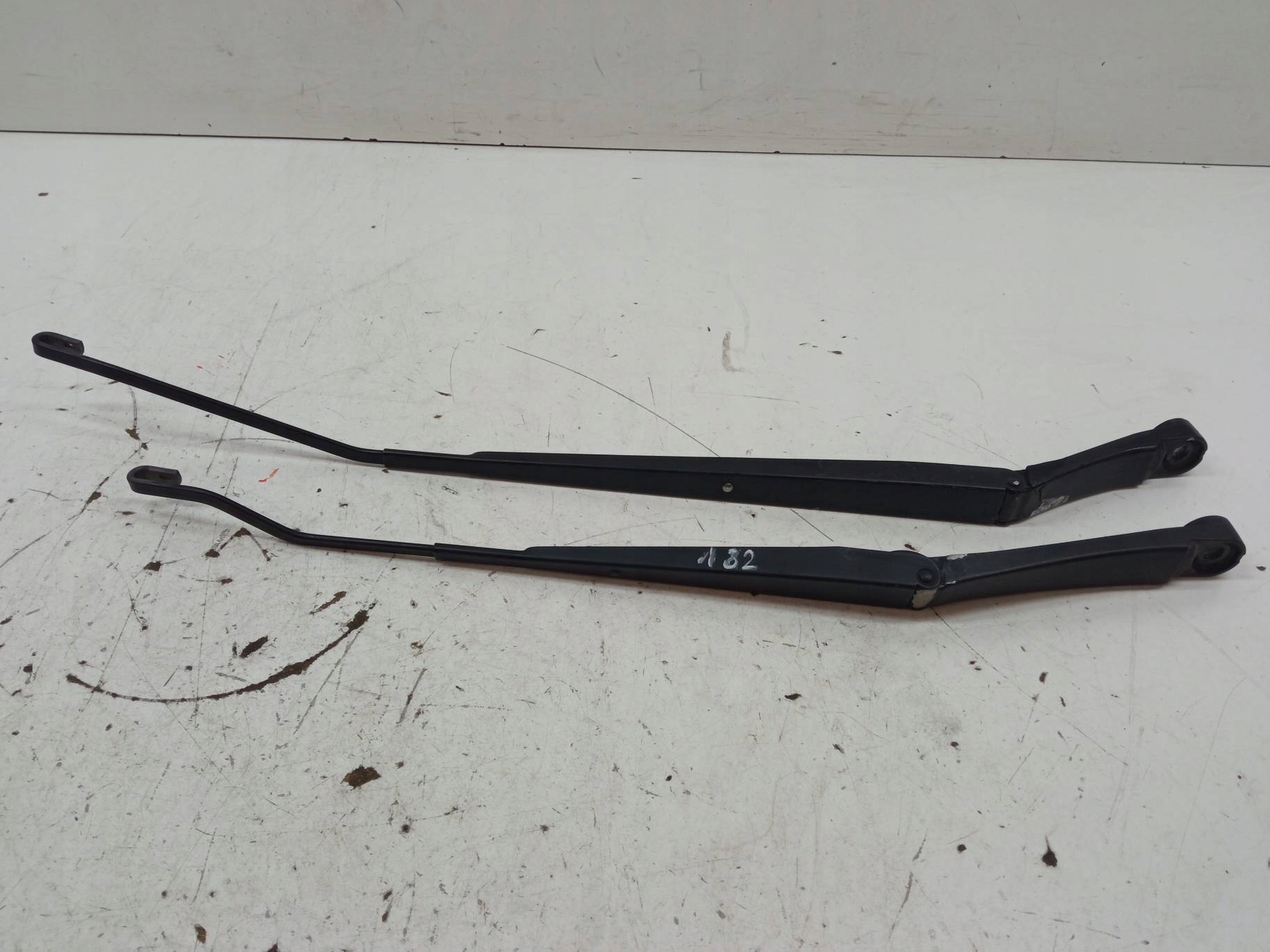 wiper arms front EUROPA Nissan Micra IV (2010- )