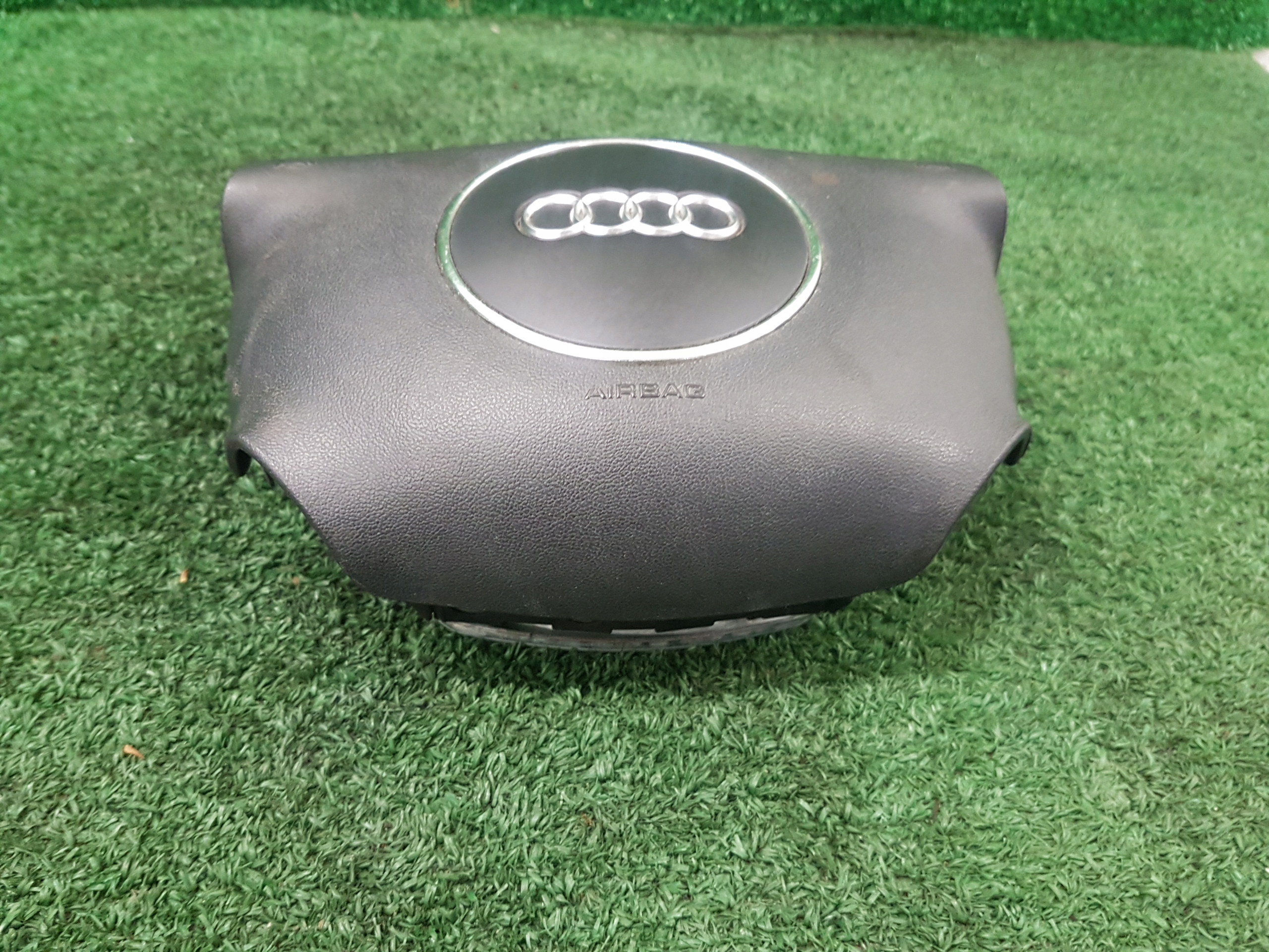 airbag airbag driver´s AUDI A3 8P 8P0880201D