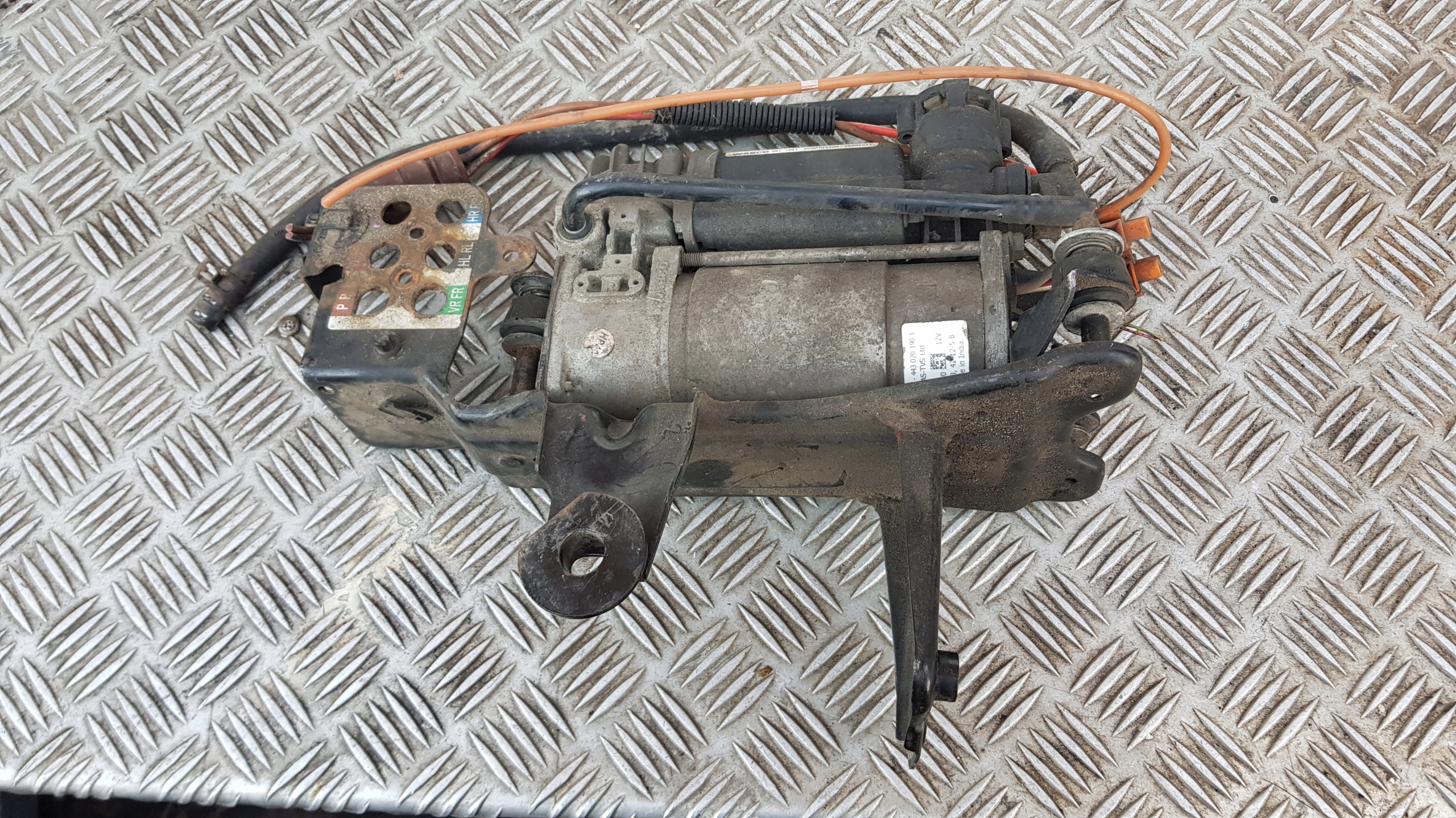 AUDI A6 C6 4F0 kompresor pérování 4430201901