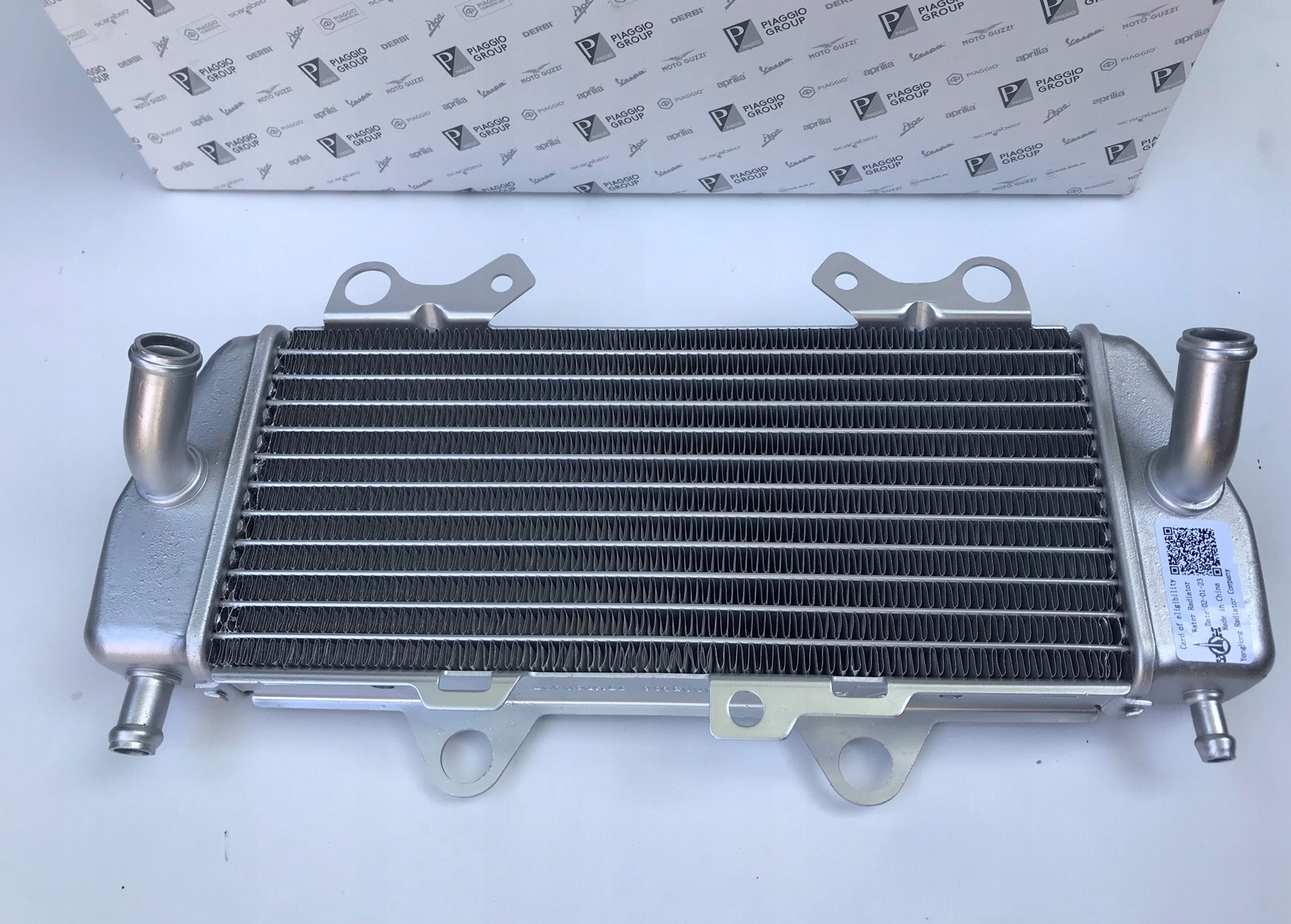 Piaggio MP3 300 Hpe 310 Hpe chladič Nová originál
