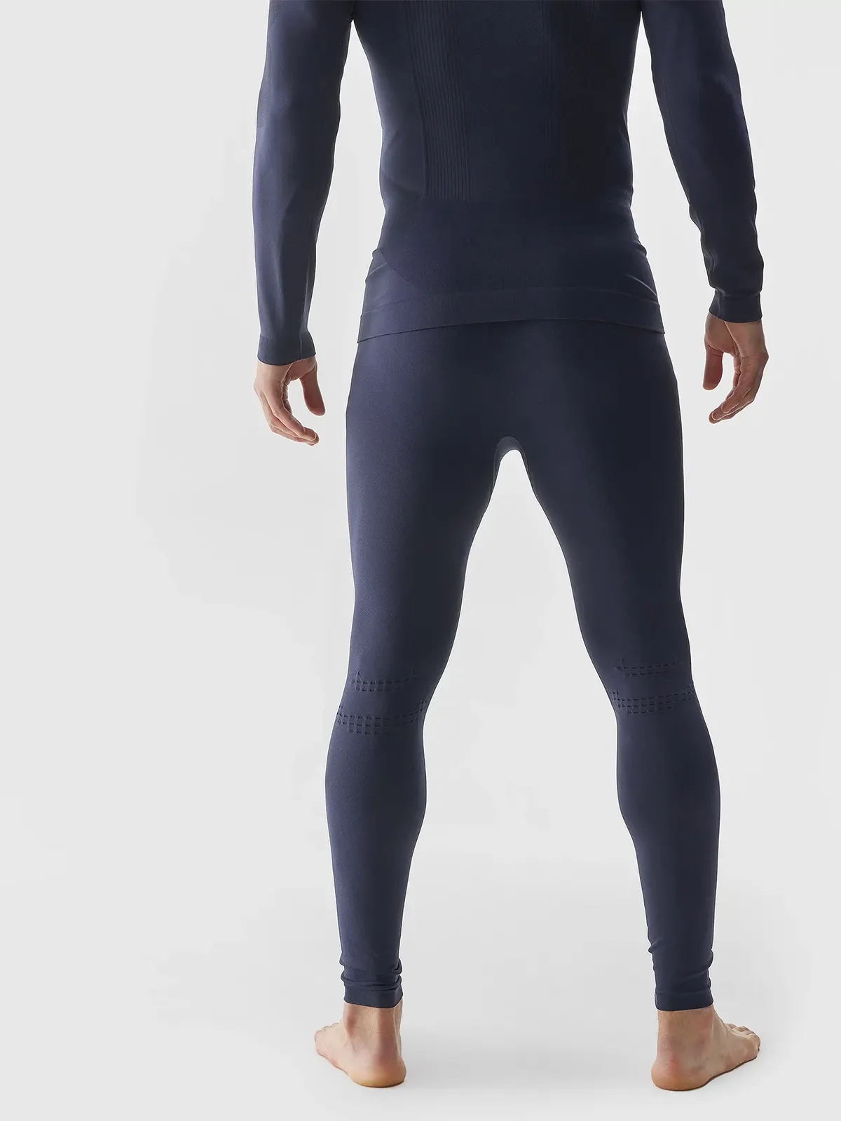 BIELIZNA TERMOAKTYWNA MĘSKA 4F KOMPLET GÓRA DÓŁ ZESTAW NA ZIMĘ BEZSZWOWA Rozmiar L/XL