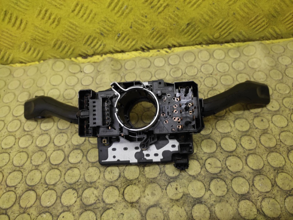 AUDI A6 C5 commande levier commodo sous volant 1J0959654AG
