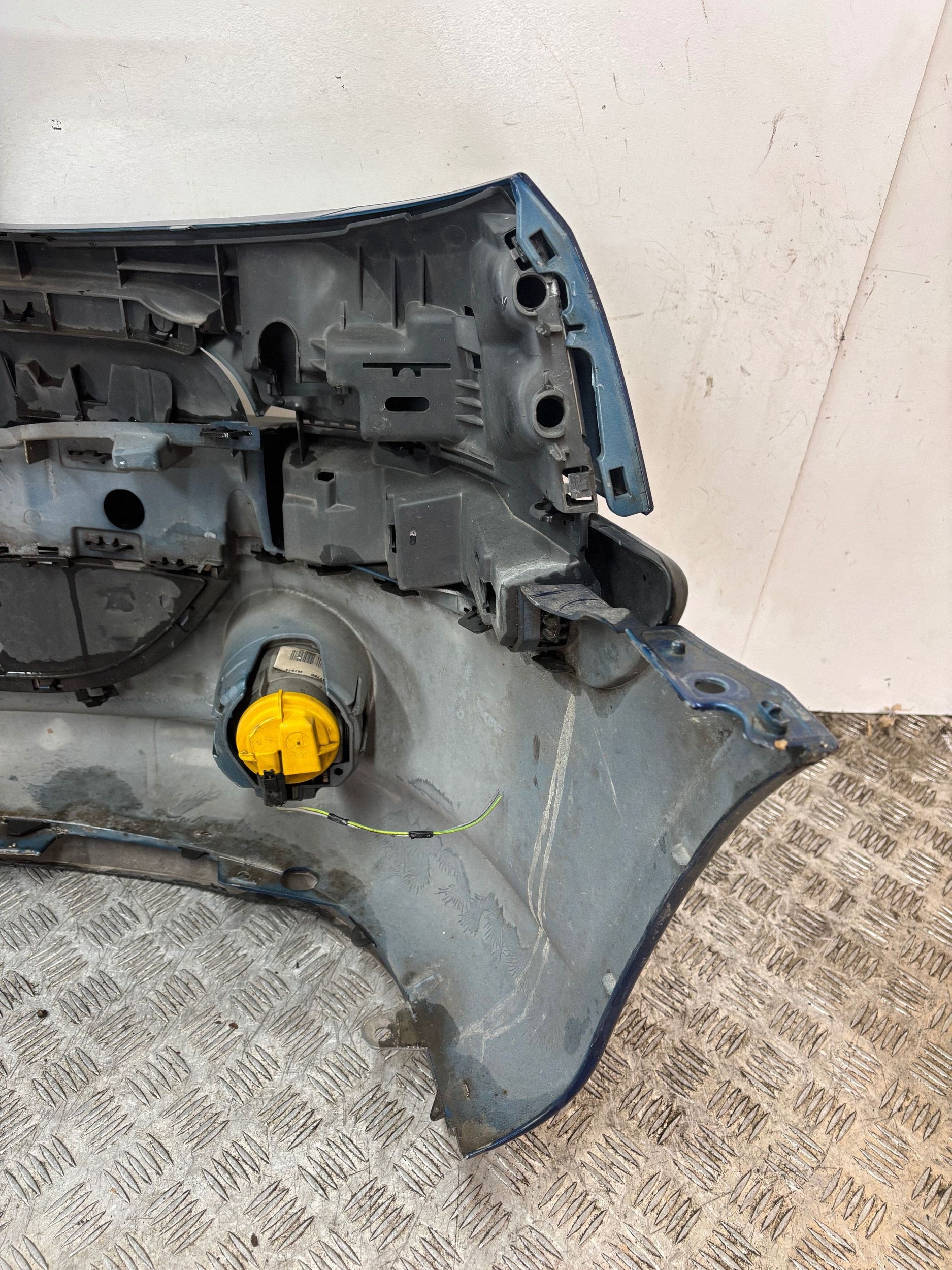 bumper front front PEUGEOT 1007