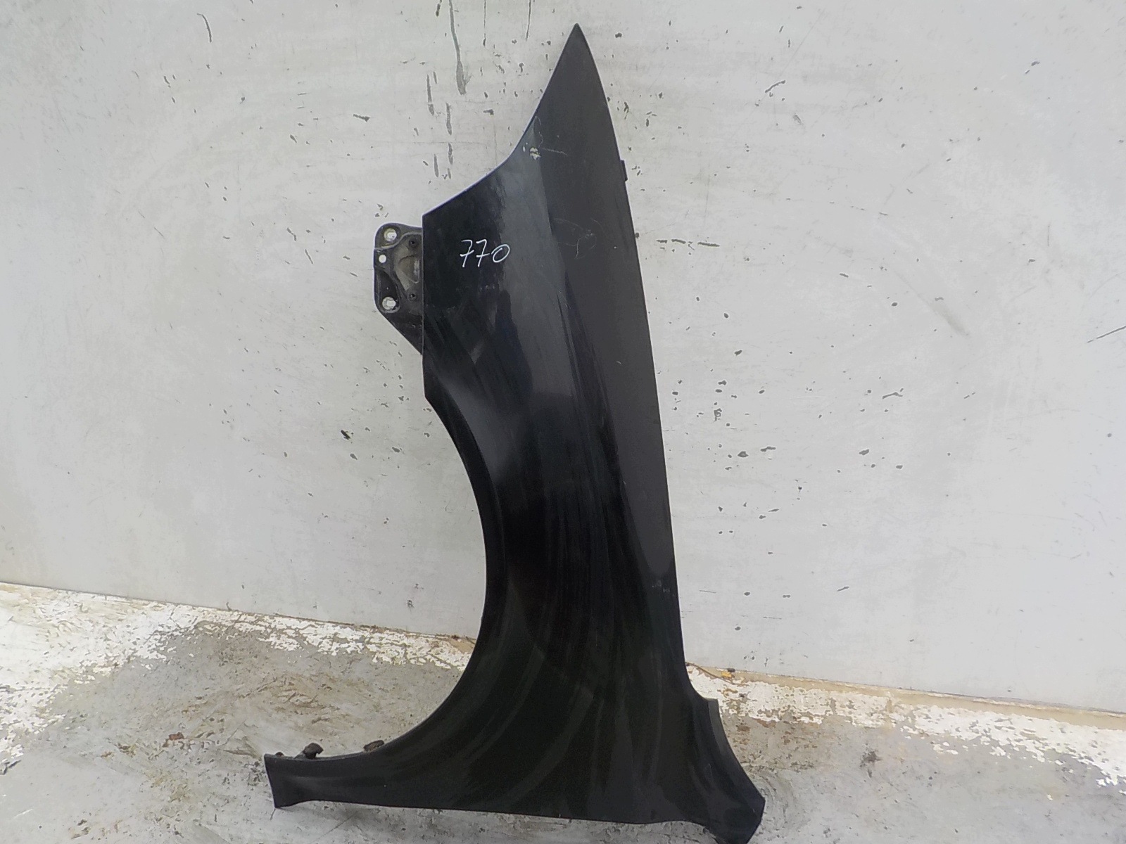 770 SKODA OCTAVIA II 2 fender left front front