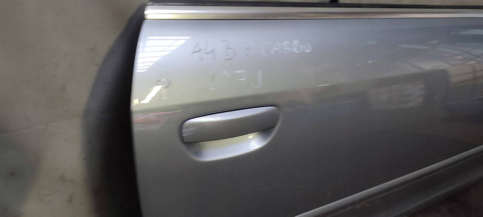 door front front right Audi A4 B7 Cabrio LY7J
