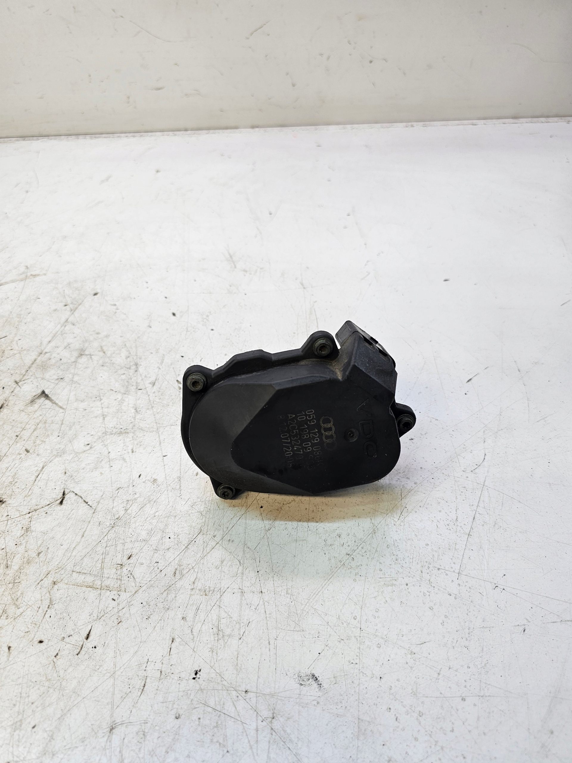 regulator KLAP header pipe AUDI A4 A5 A6 059129086K