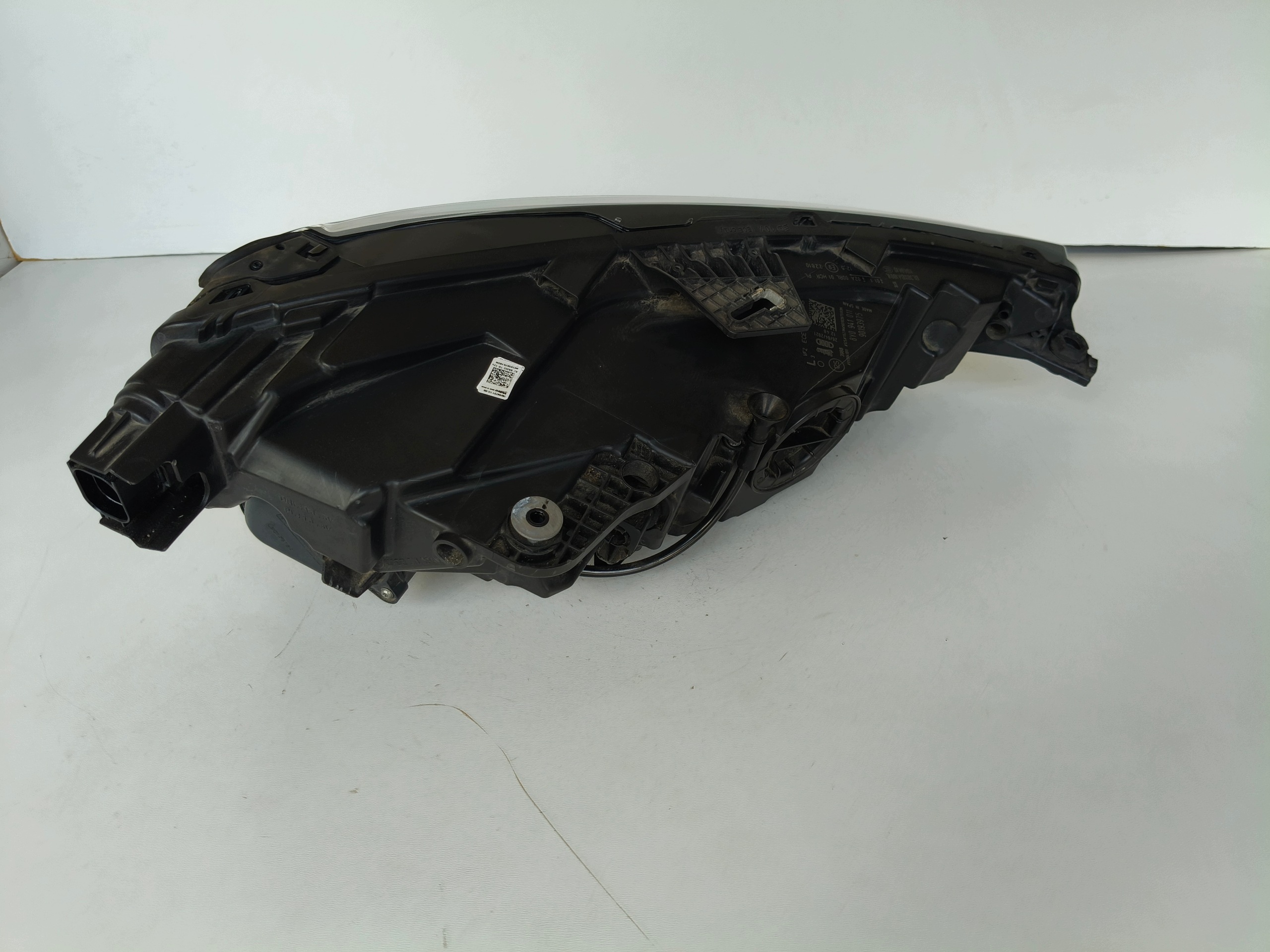 light left REFLEKTOR AUDI A3 8Y 8Y0 20- LED