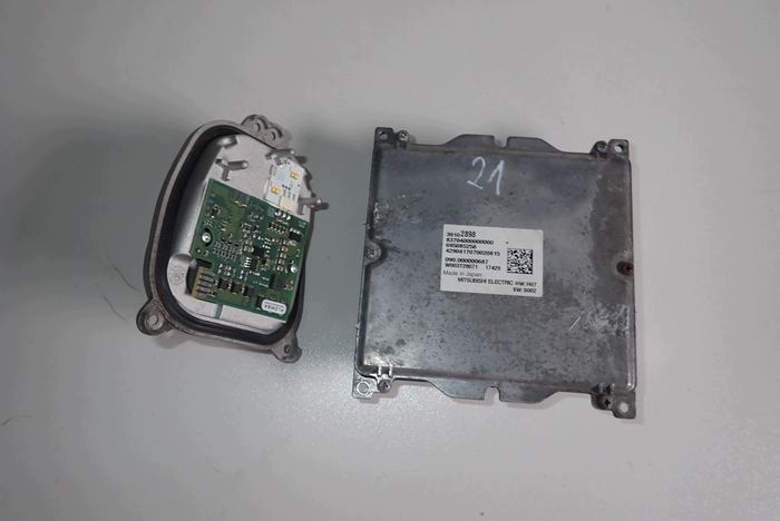 OPEL INSIGNIA B LUX module led control unit 39102898