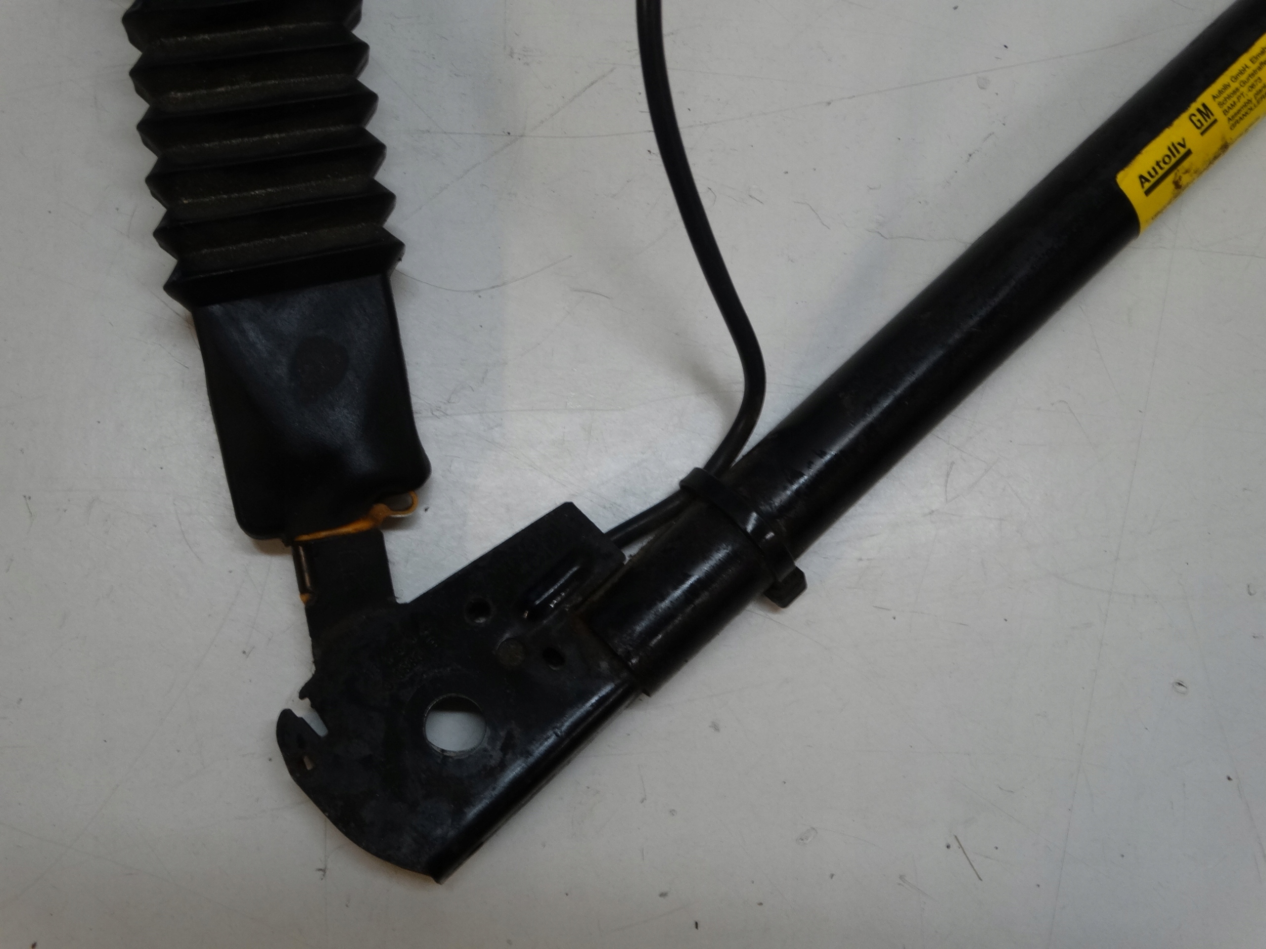 adjuster supports right front OPEL CORSA C 09114886
