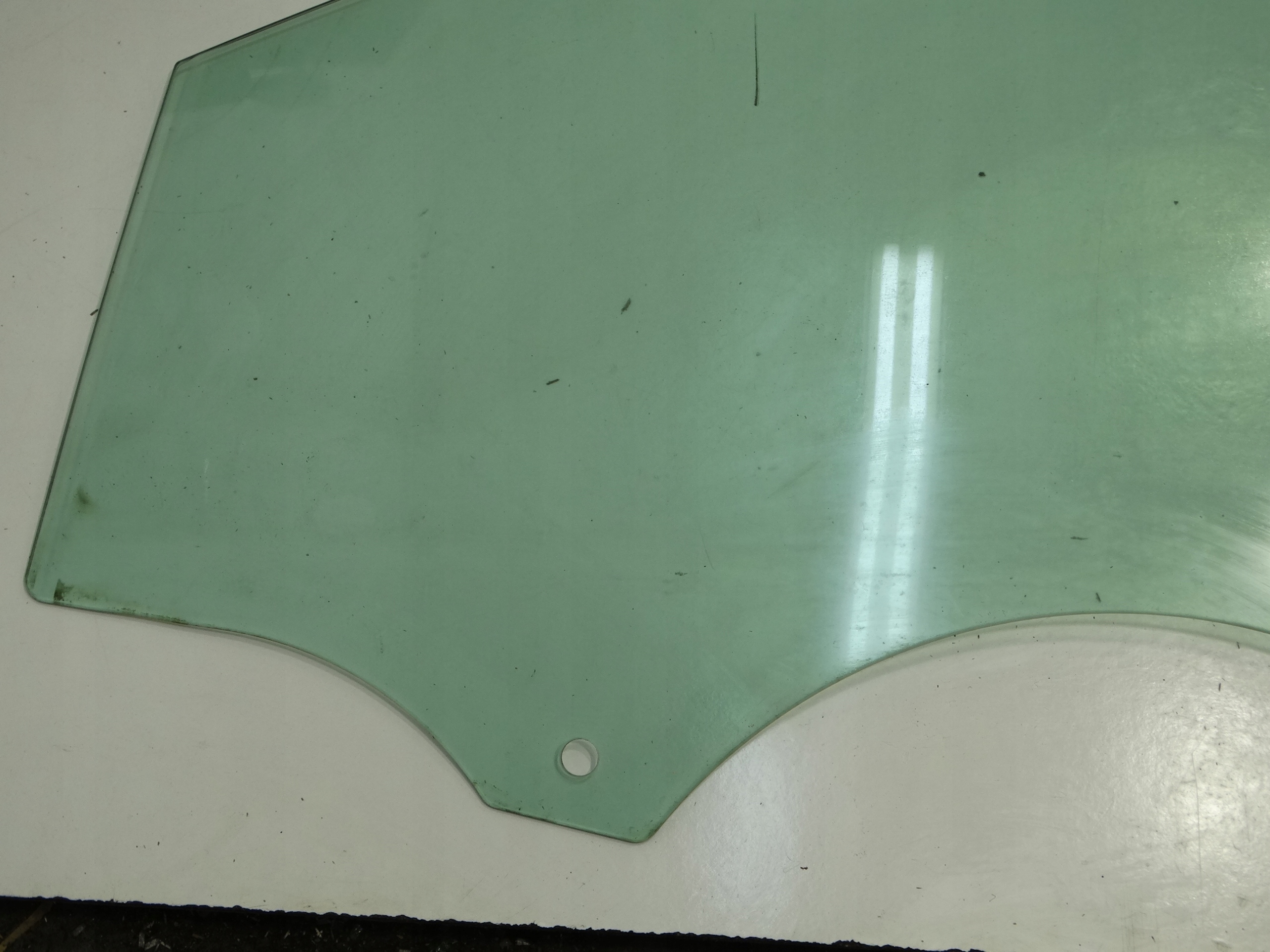 window door left front FORD FOCUS MK3 2011R. 43R-000929