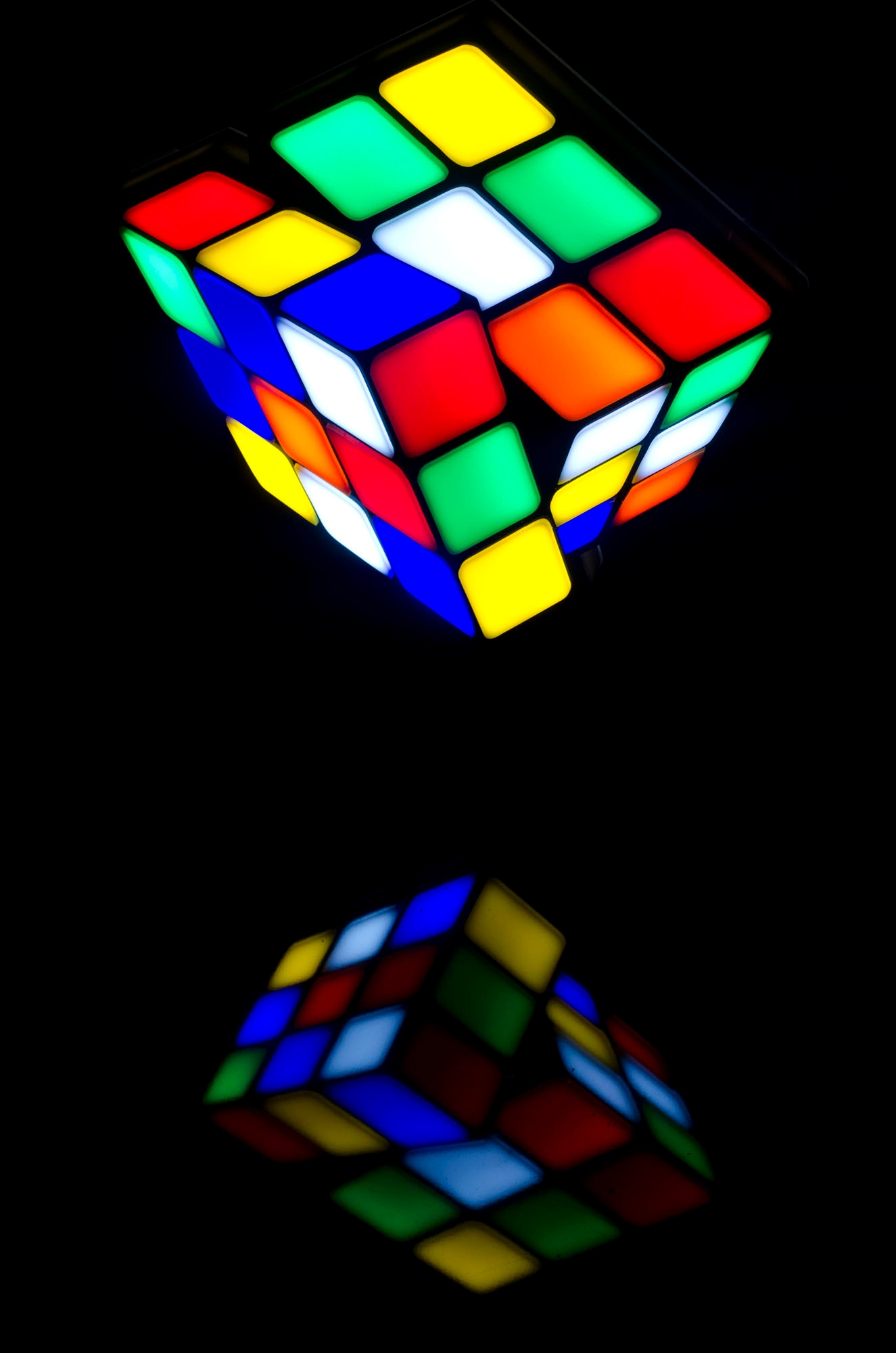 Lampka NEON LED dla dziecka KOSTKA RUBIKA Wysokość produktu 30 cm