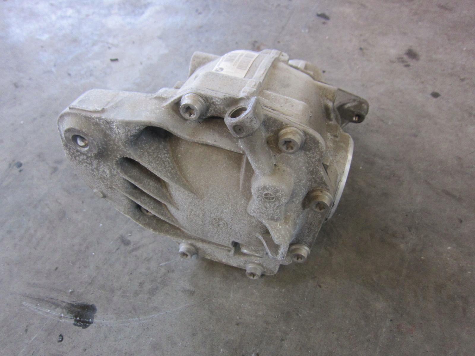 BMW X3 G01 B46 X4 G02 differenciál hátsó differenciál differenciál 3.38 8686219 33108686219