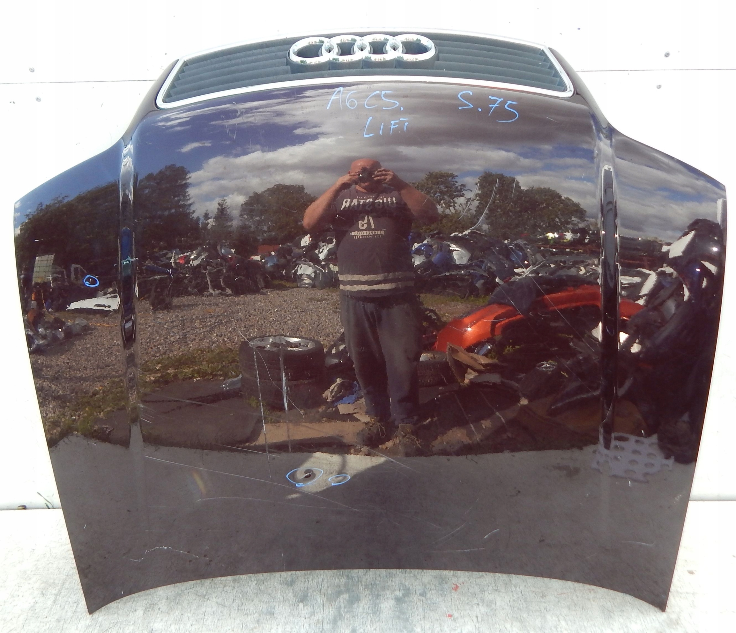 Audi A6 C5b0 Рестайлінг 01- капот кришка Двигуна