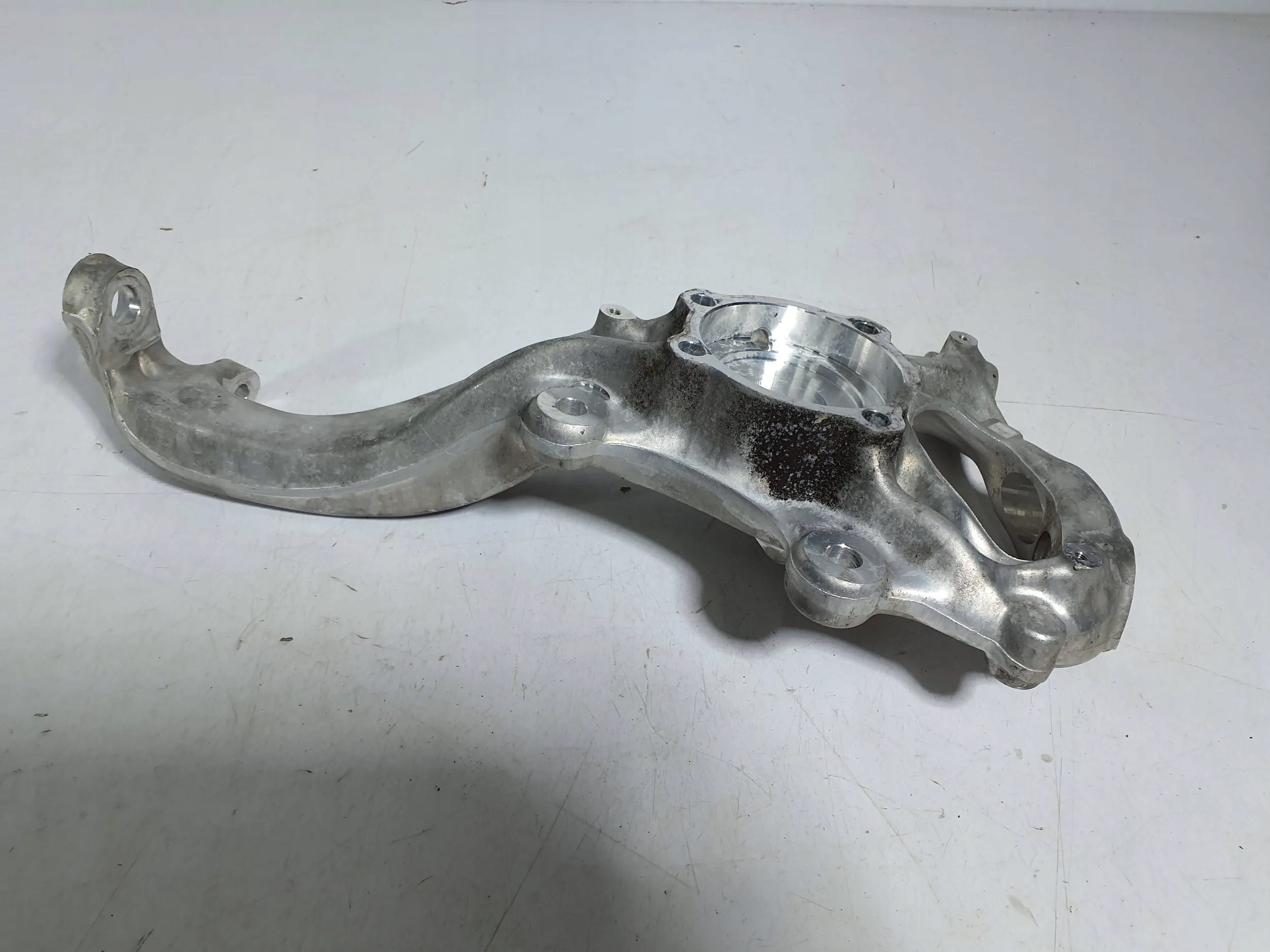 Mercedes C-klasa 206 swing front right