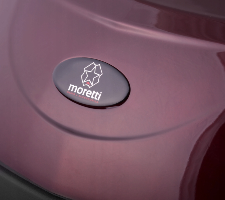 KUFER MOTOCYKLOWY ODPINANY POJEMNY 46L NA 2 KASKI CZERWONY POŁYSK XXL Producent Moretti