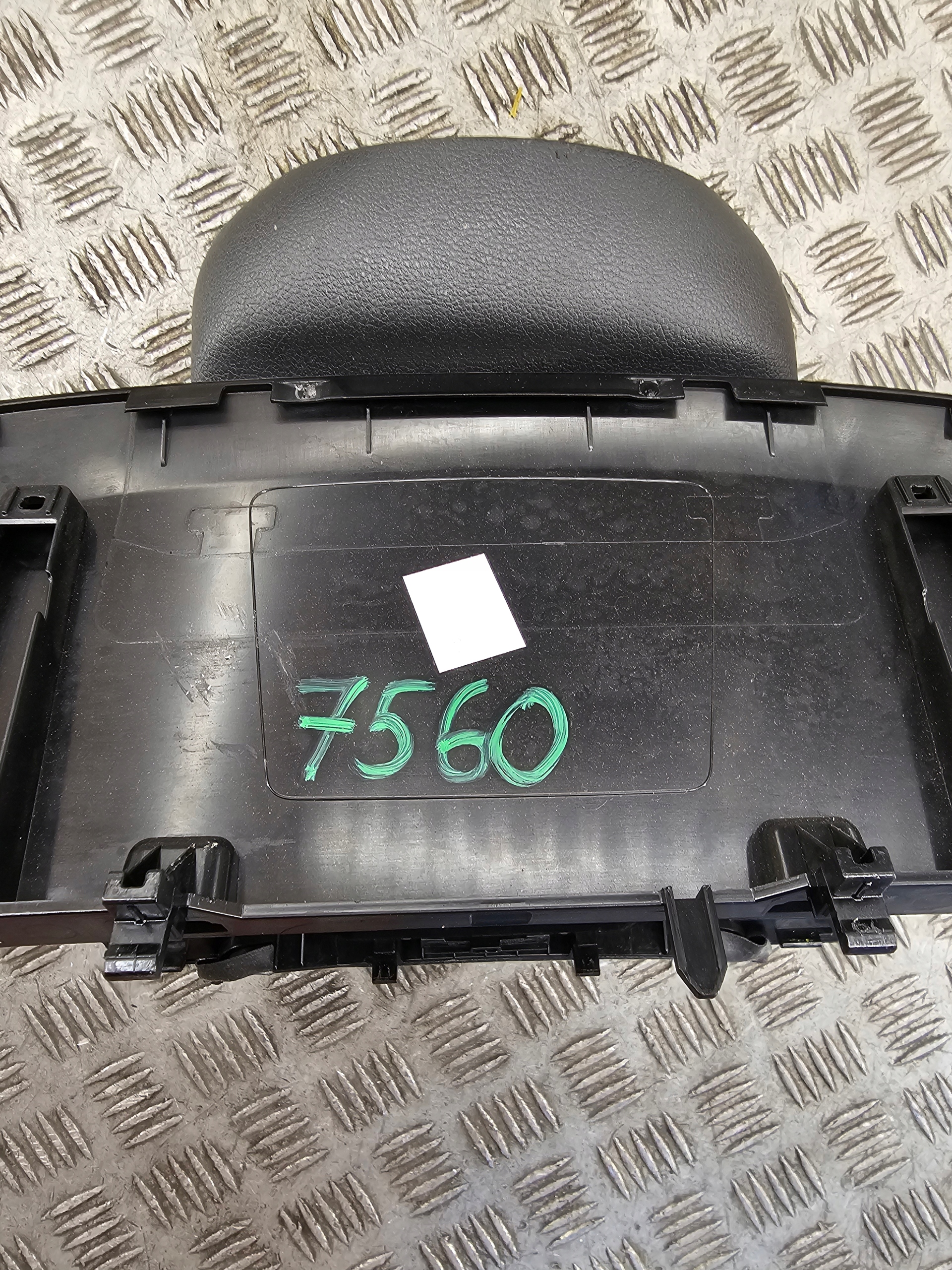 MAN CRAFTER II instrument panel frame 7C1857053
