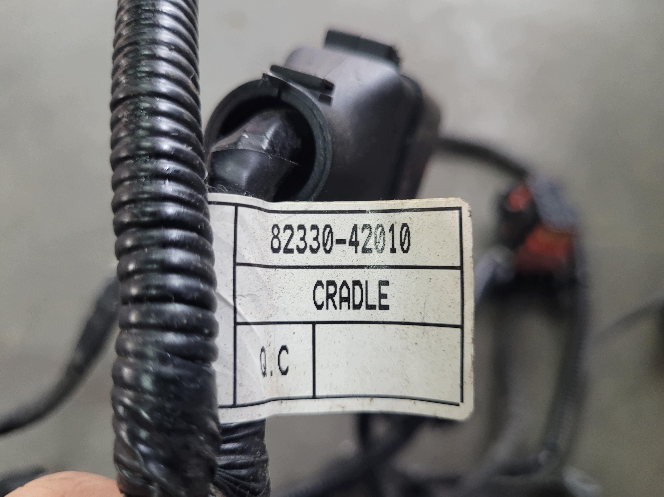 bundle of the engine 82330-42010 SSANGYONG KGM TORRES EVX