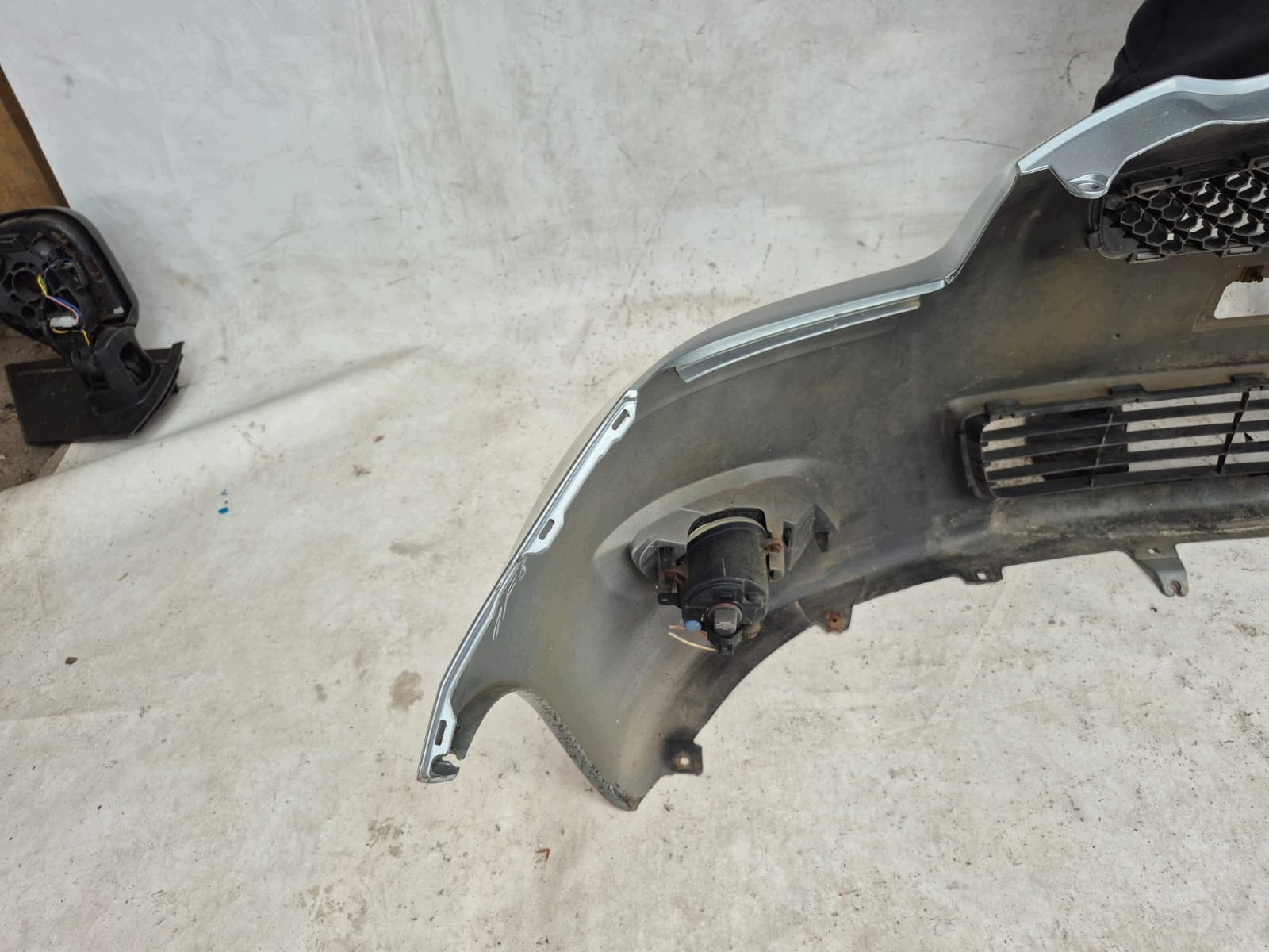 TOYOTA YARIS II 2 LIFT 09- bumper front front 52119-0D340