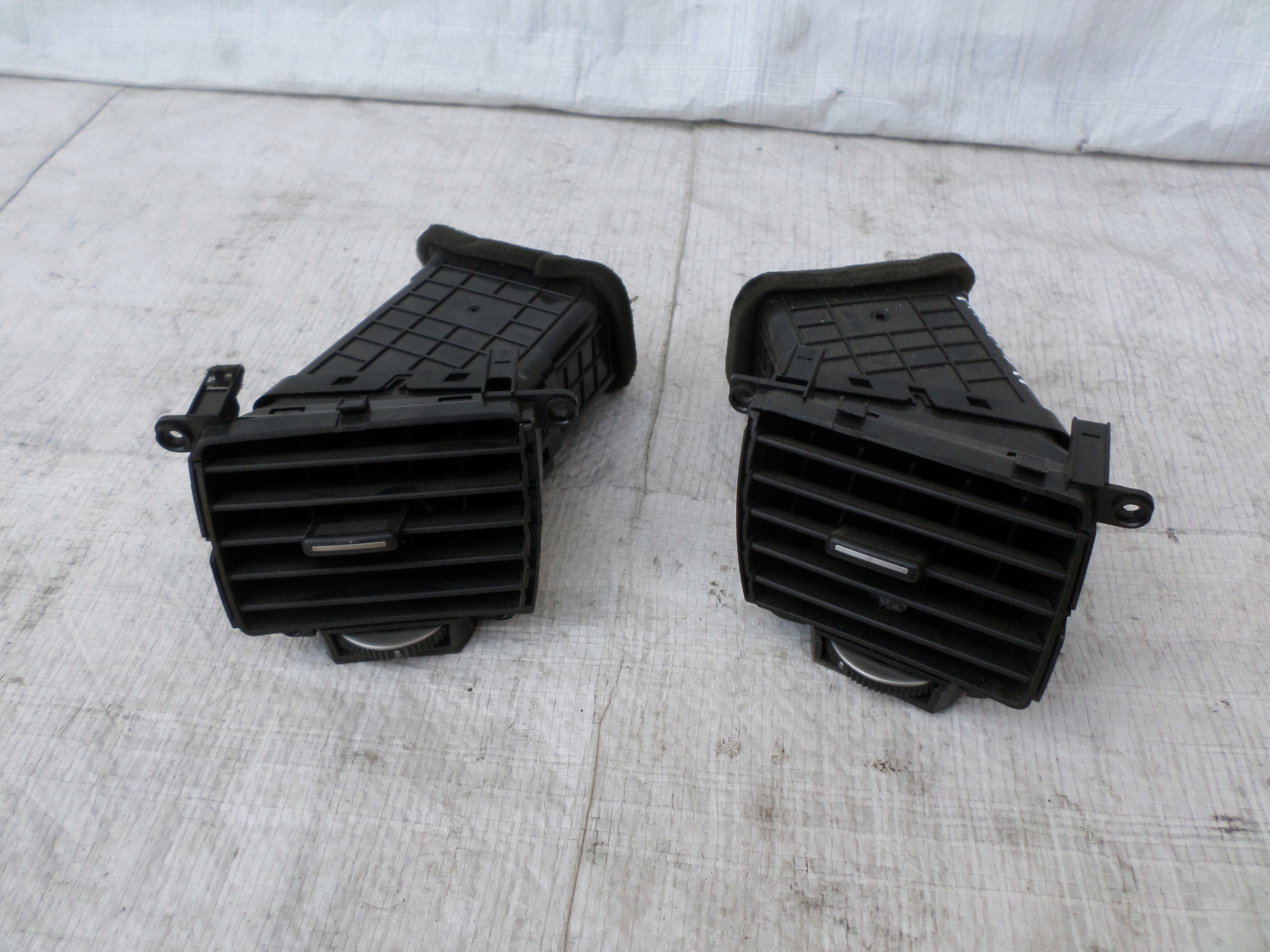 ВЕНТИЛЯЦІЙНА РЕШІТКА KIA MAGENTIS II LIFT