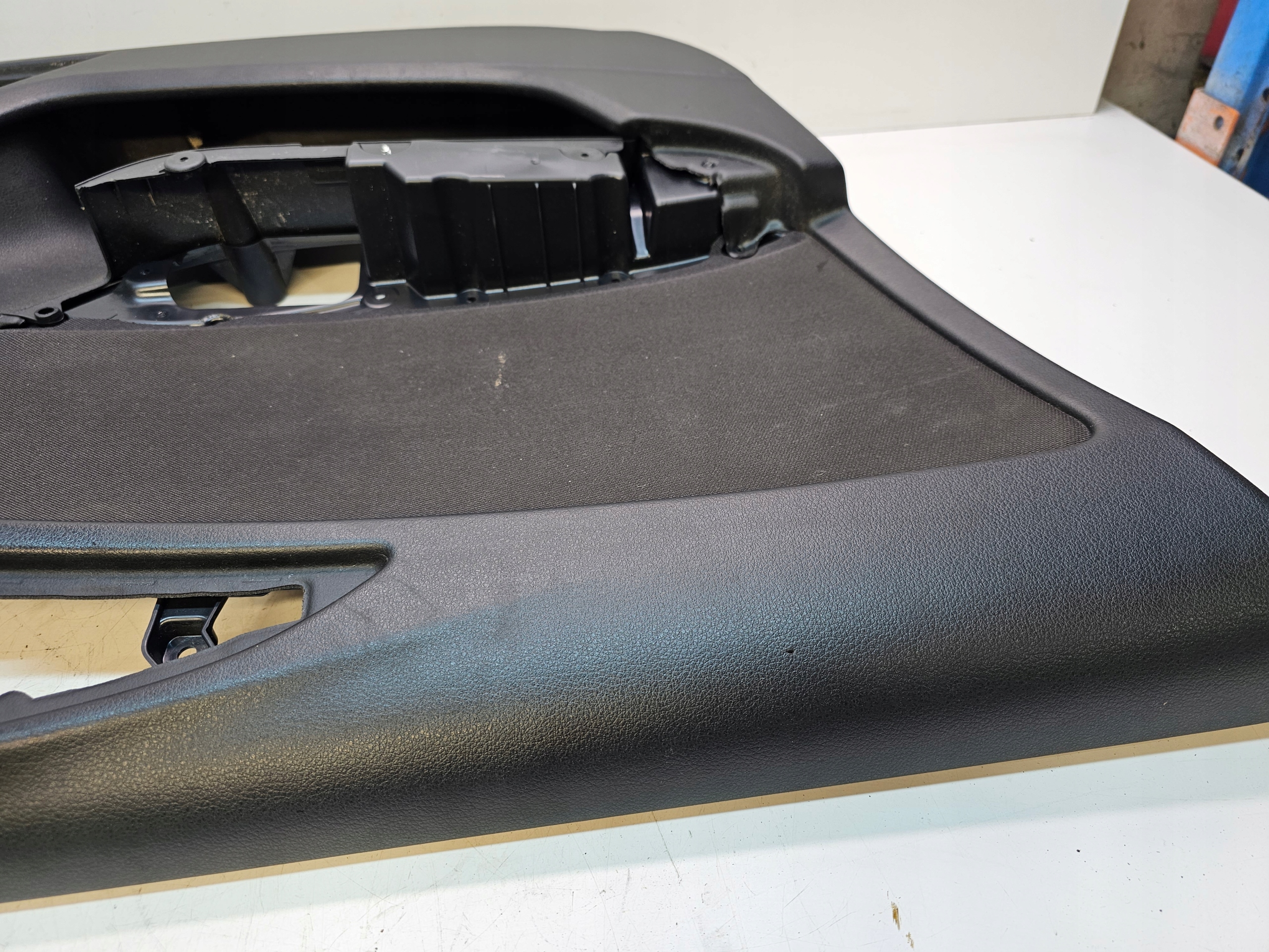side door left front AUDI A6 C7 4G1867105
