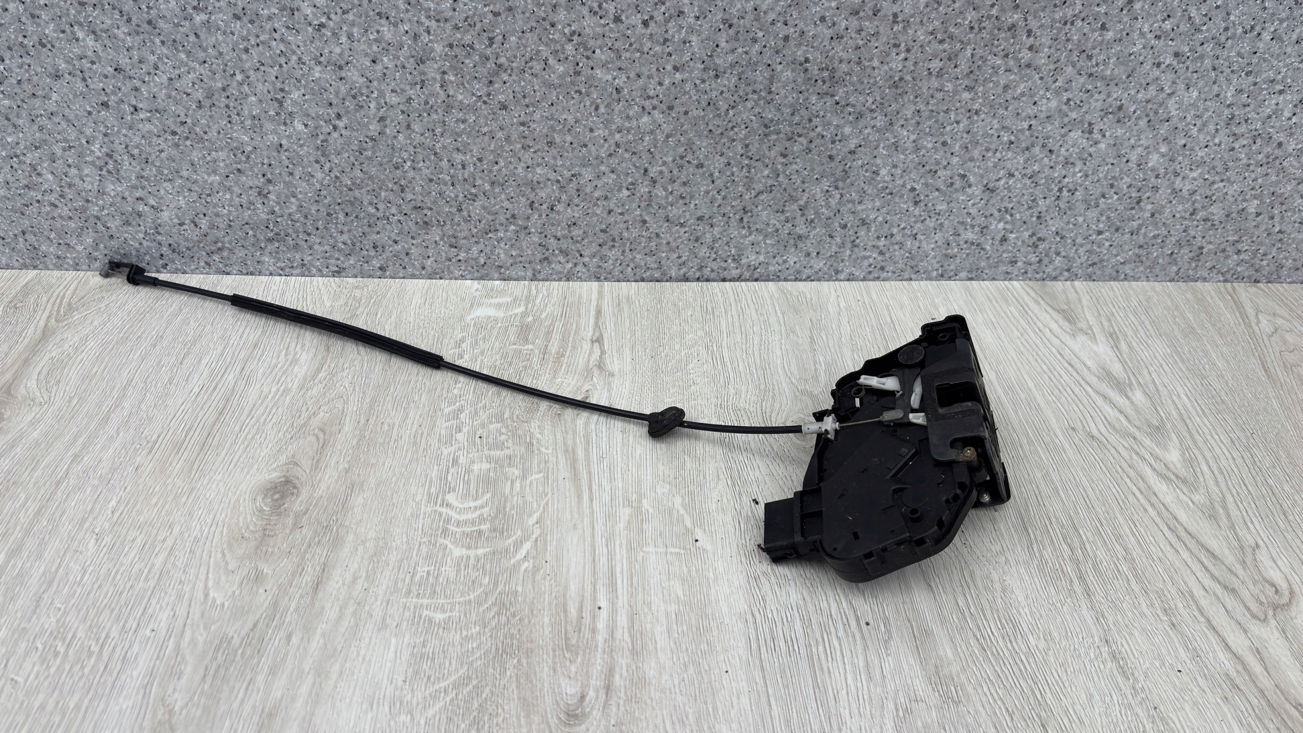 FORD C-MAX MK1 lock door right front 3M5AR21812MP K111/878WZ
