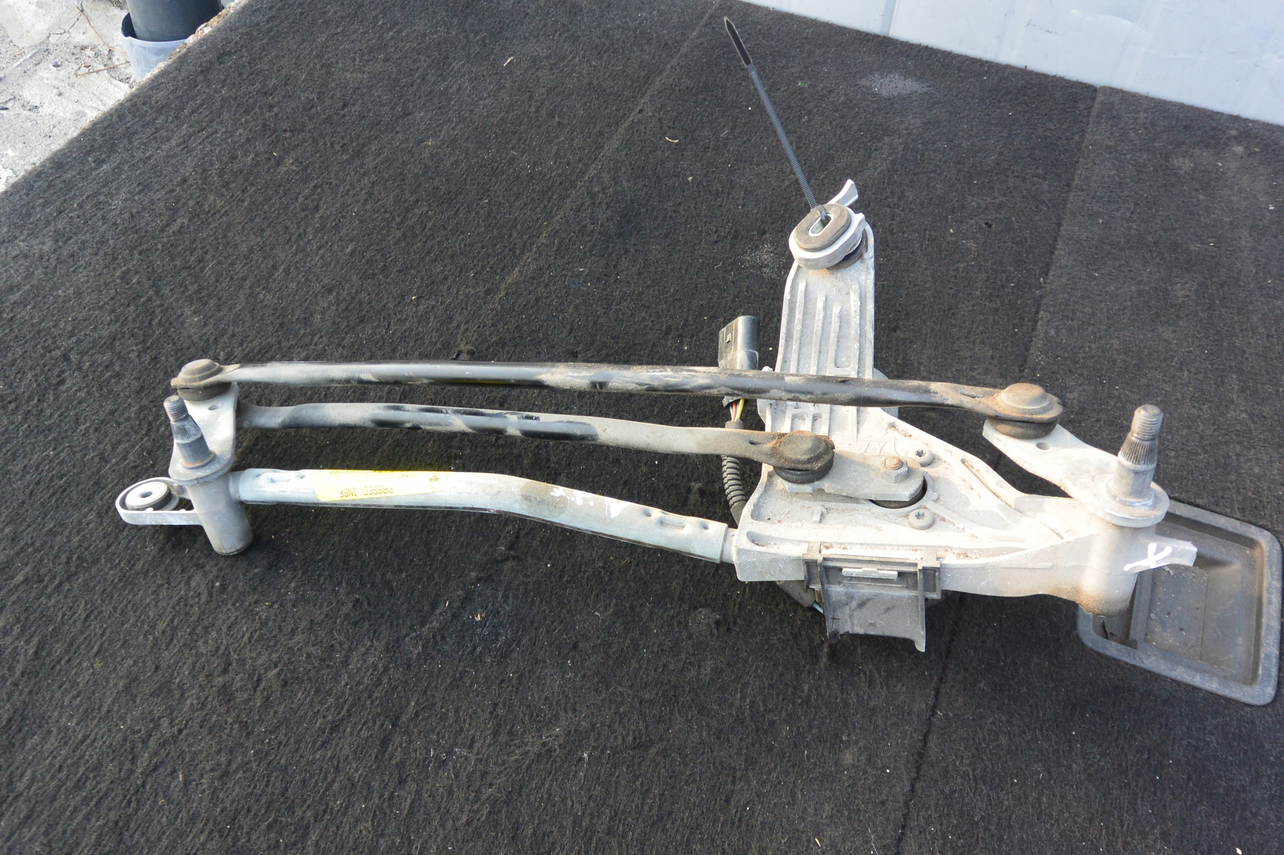 670007561 - МЕХАНИЗМ СТЕКЛООЧИСТИТЕЛЯ GHIBLI QUATTROPORTE EU