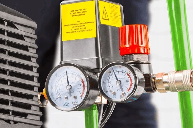 VERTO 73K002 KOMPRESOR OLEJOWY 24L 230V Model 73K002