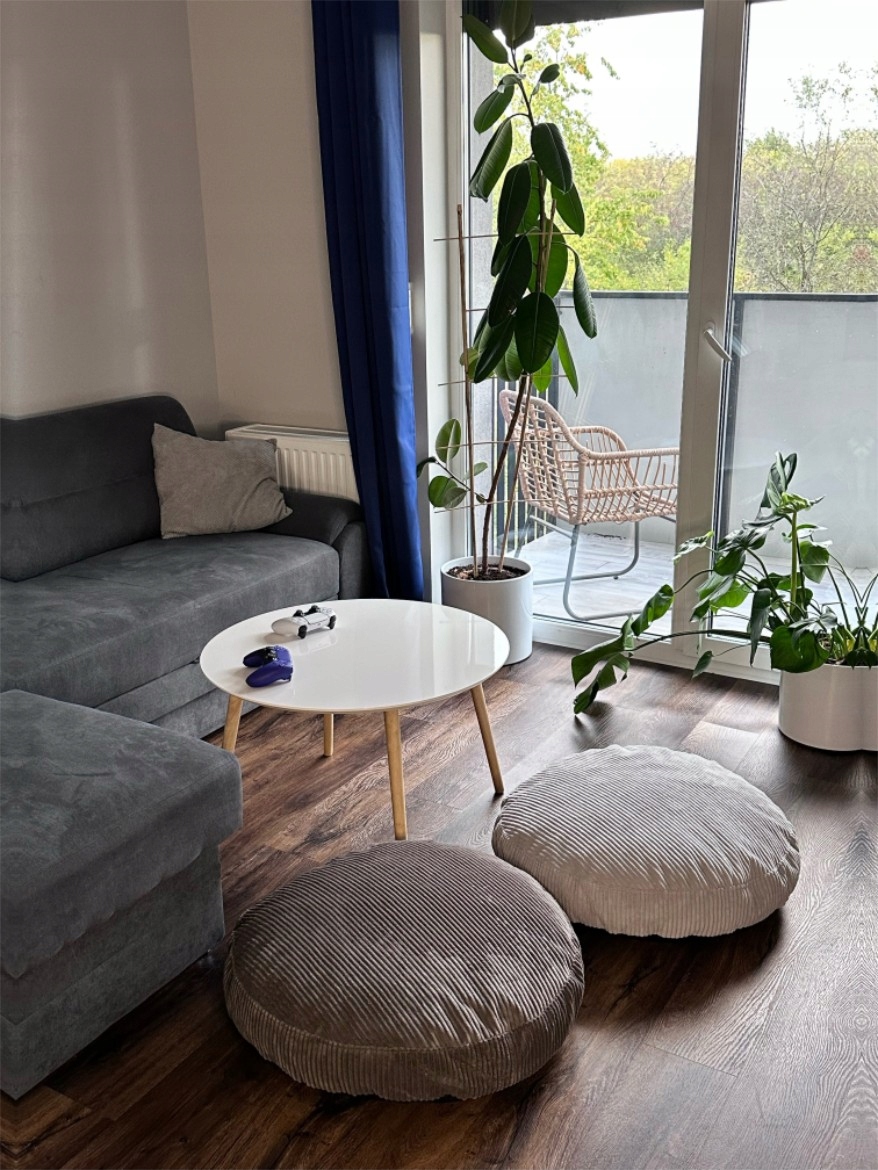 Nowoczesna pufa okrągła poduszka podnóżek sztruks szary roller 70x70 cm Kolekcja PUFA ROLLER