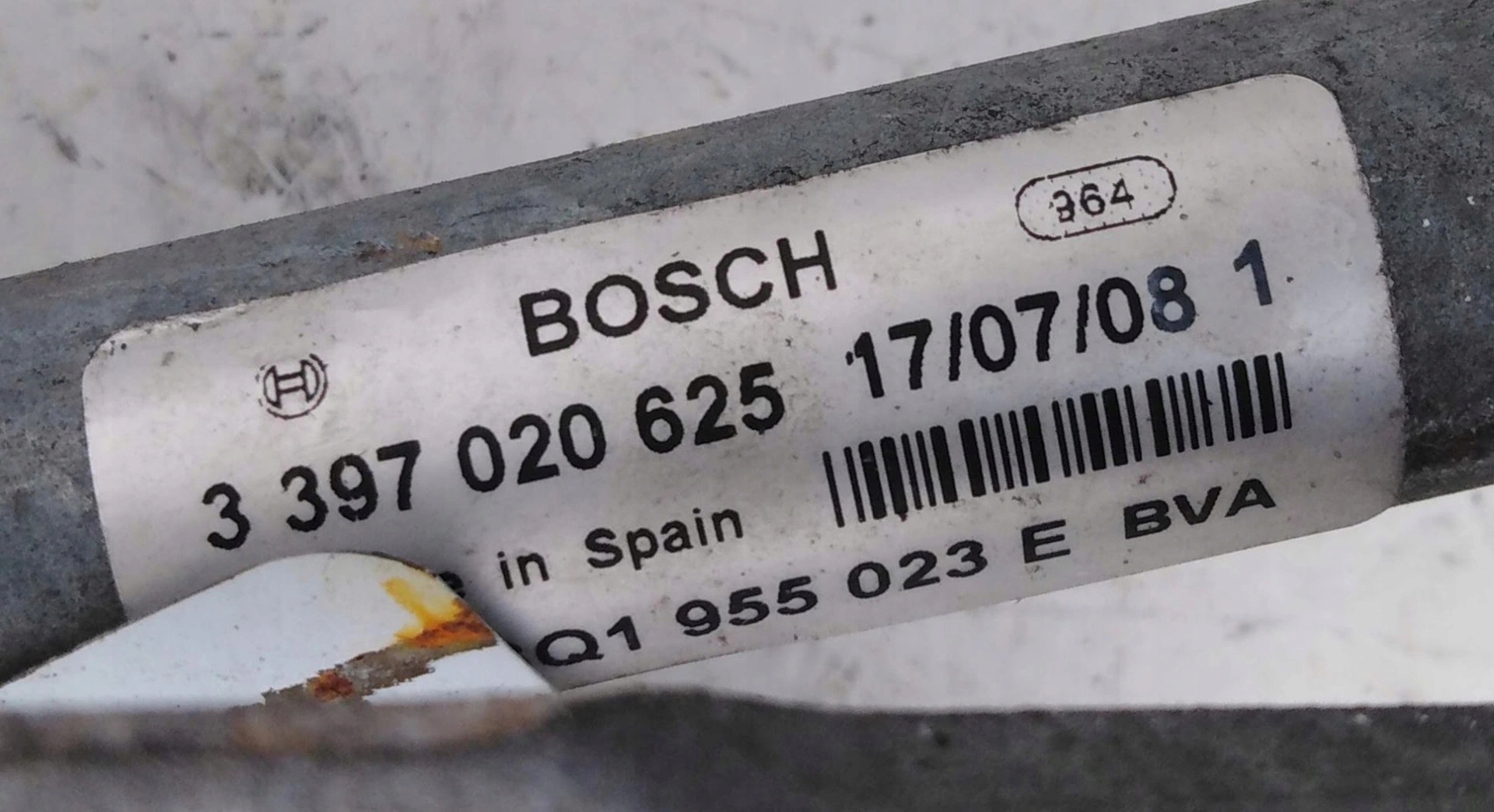 VW POLO 4 02-08 Wischergestänge 6Q1955023E