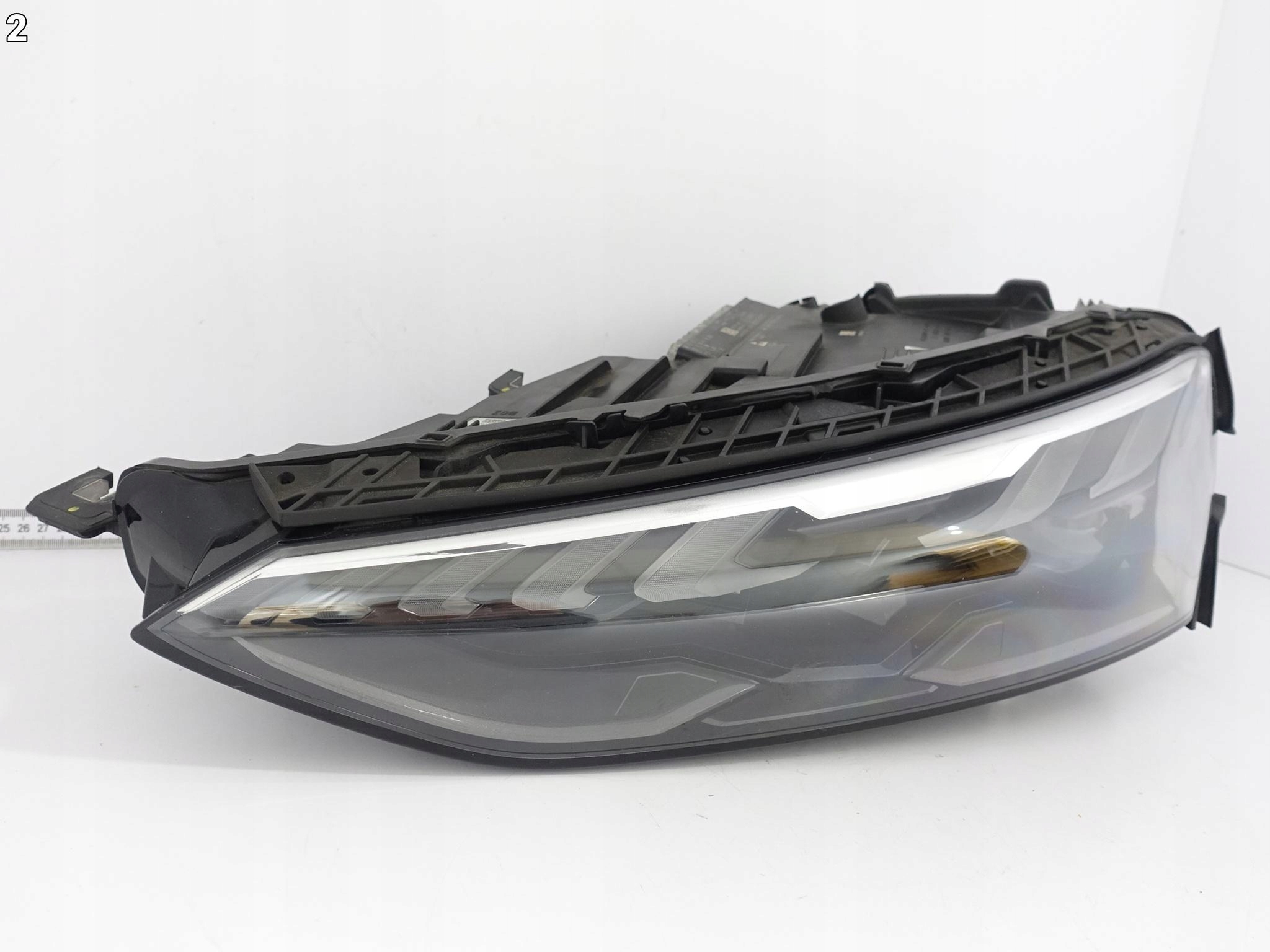 AUDI E-TRON GT RS 4J3 20- light front MATRIX BEAM FULL LED left EUROPA