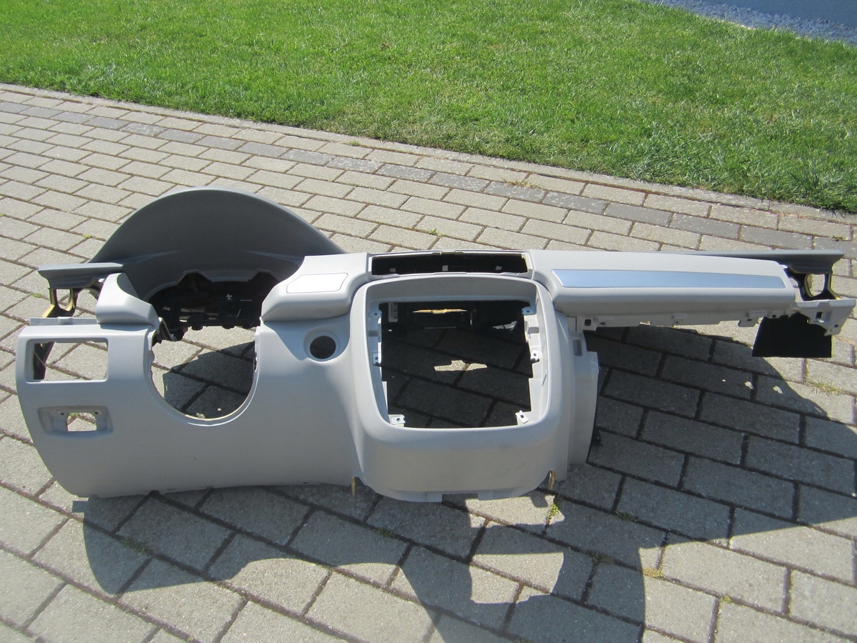 dashboard console Mercedes R-klasa W251