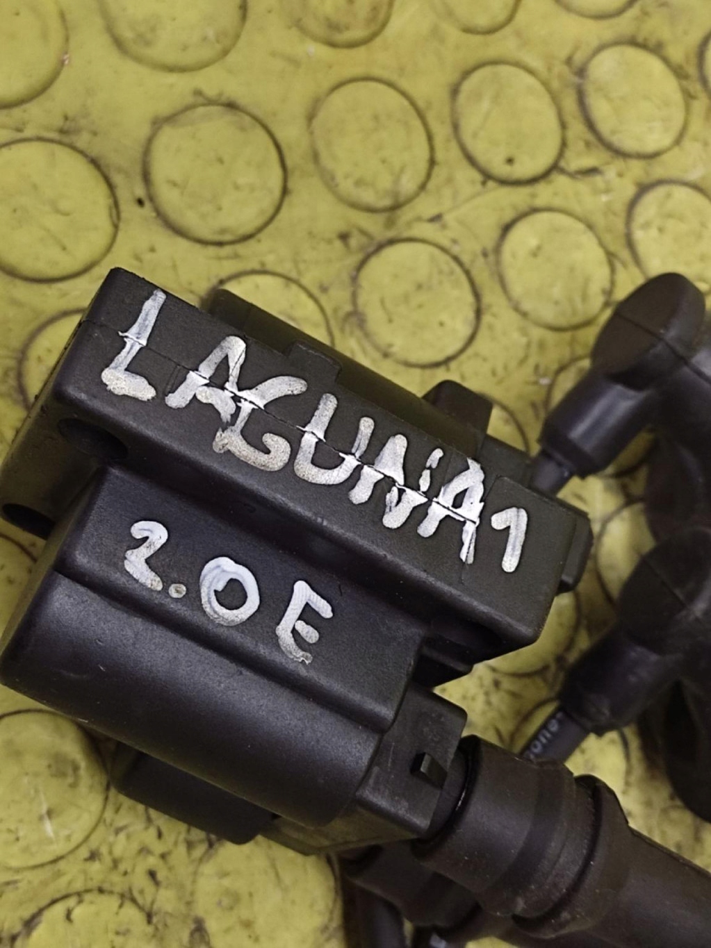 RENAULT LAGUNA and 2.0 coil ignition 7700850999