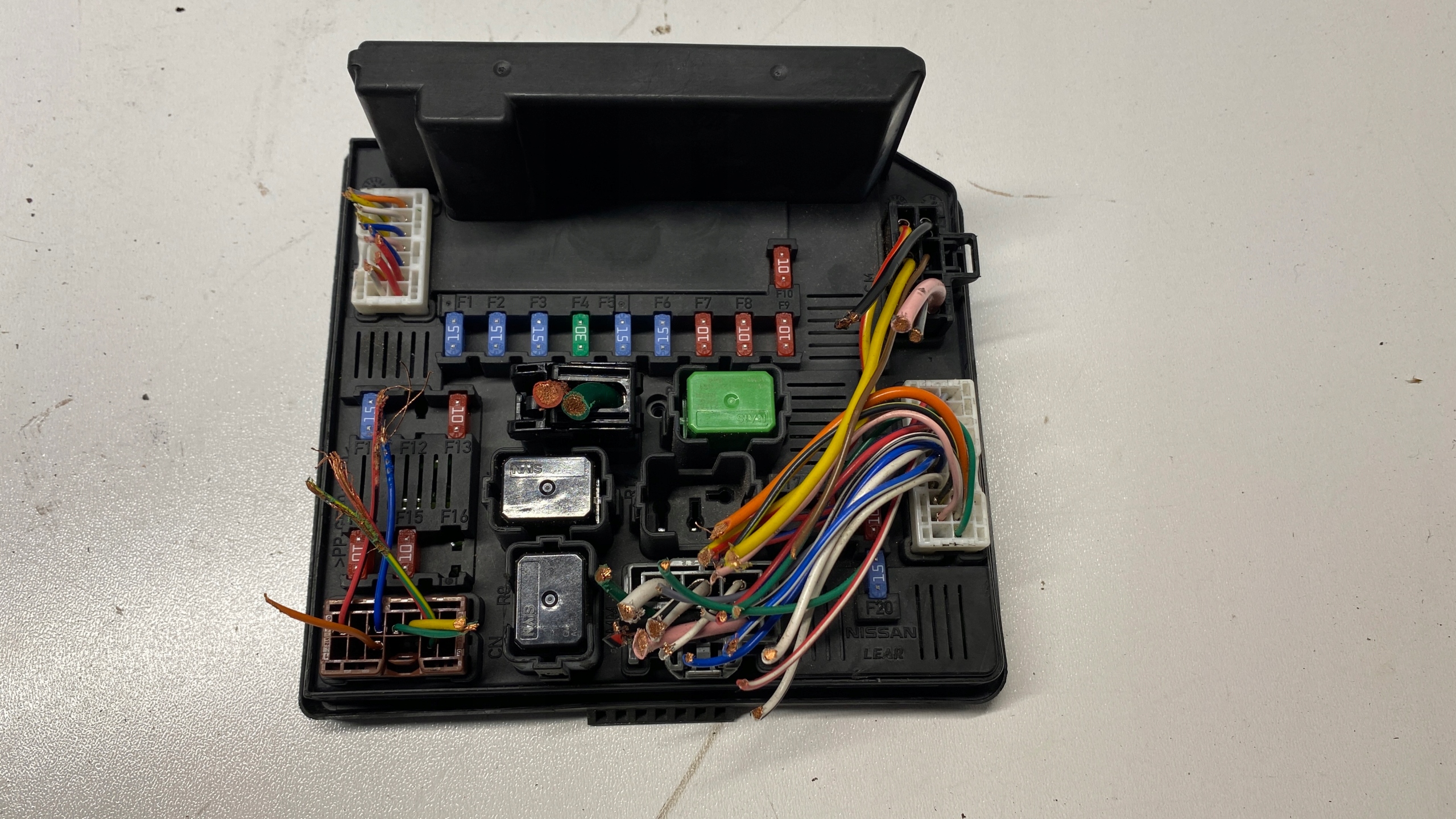 NISSAN QASHQAI J10 module control unit BSI BSM 522792F03