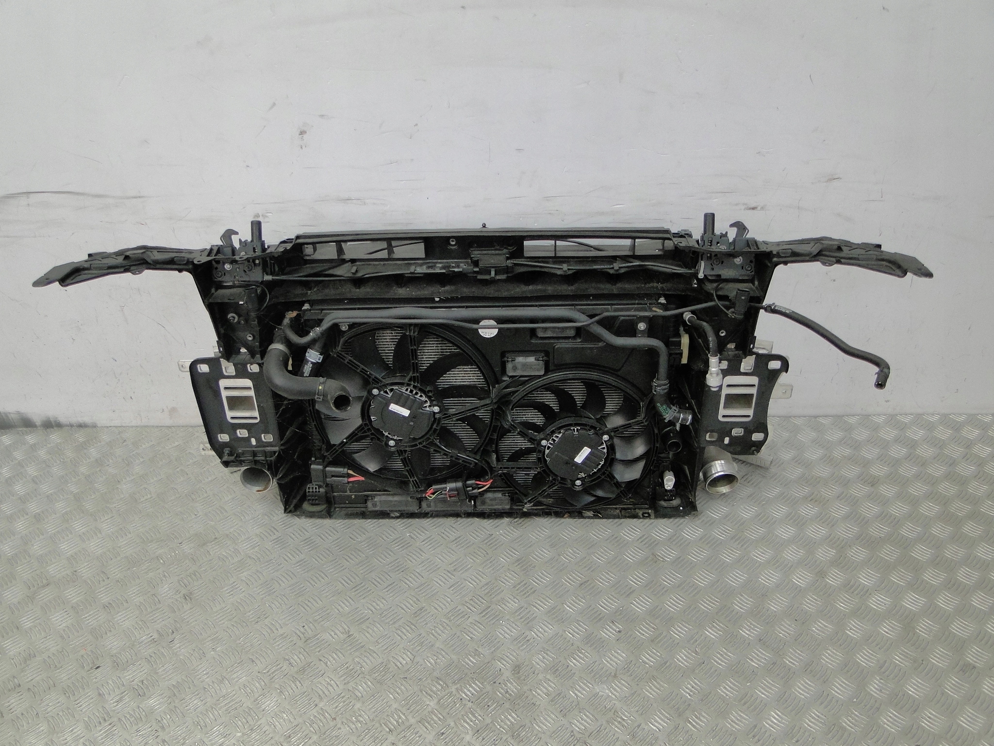 PAS PRZEDNI CHŁODNICE AUDI Q3 RS RSQ3 83A F3 2019 2.5 TFSI Numery katalogowe zamienników 83A