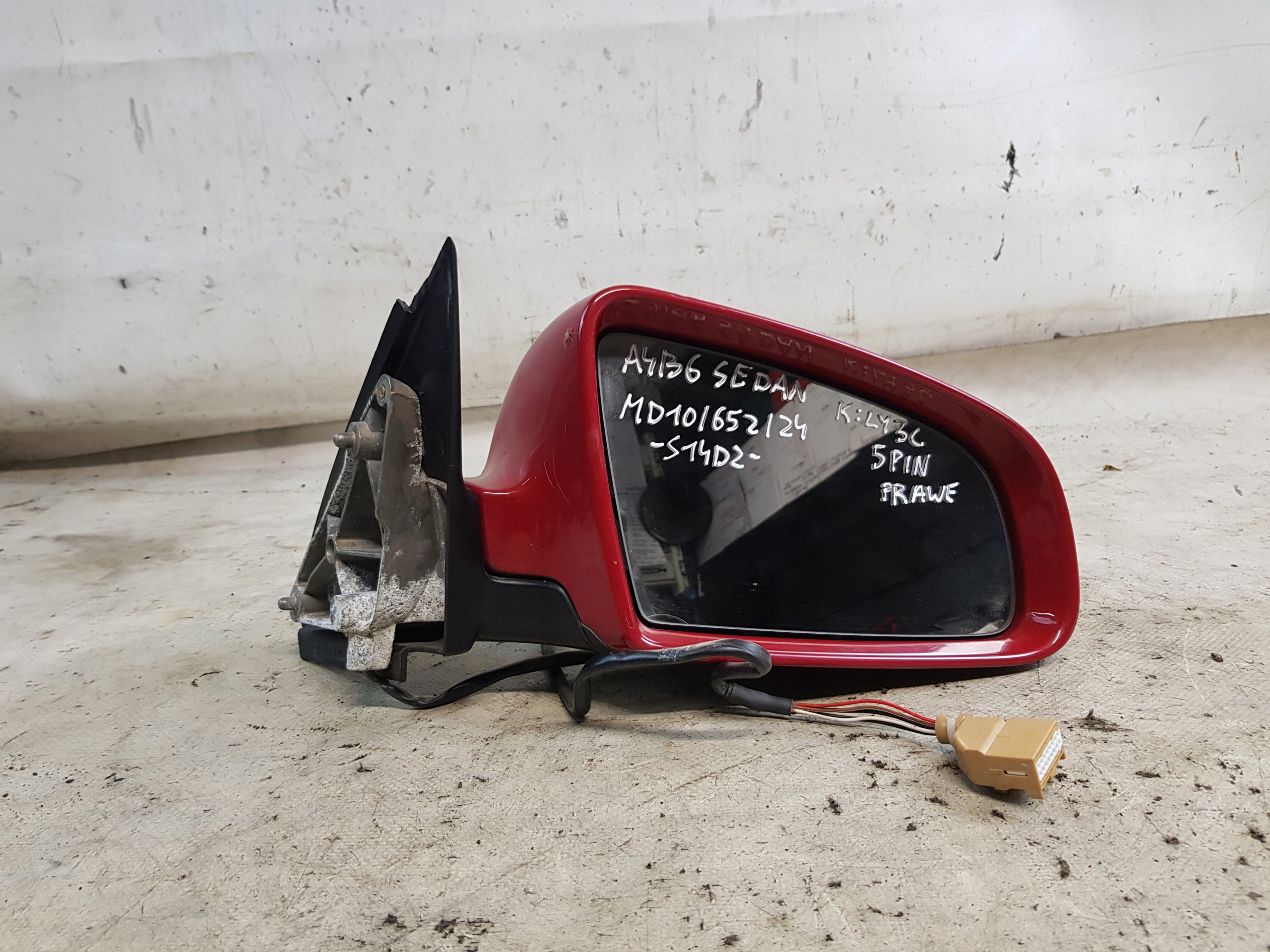 mirror electrics right 010681 AUDI A4 B6 5PIN K: LY3C