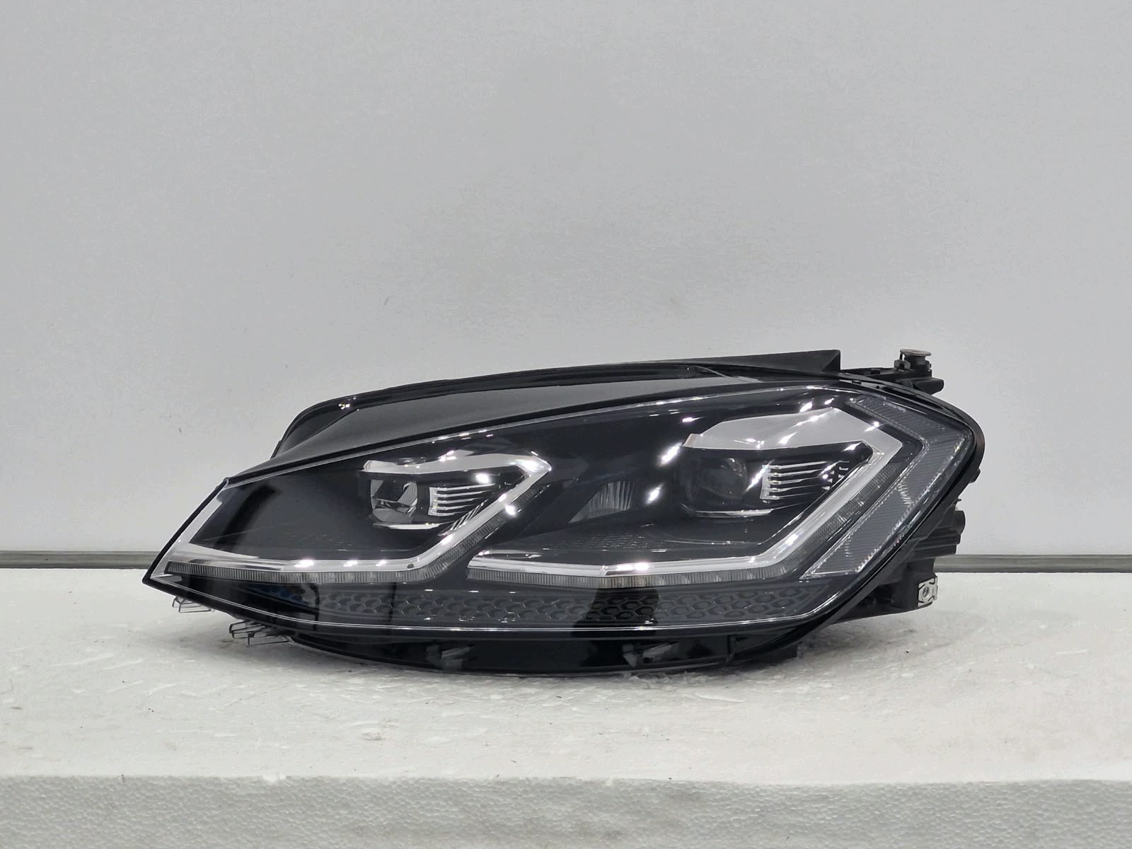 light left VW Golf 7 VII LIFT FULL LED