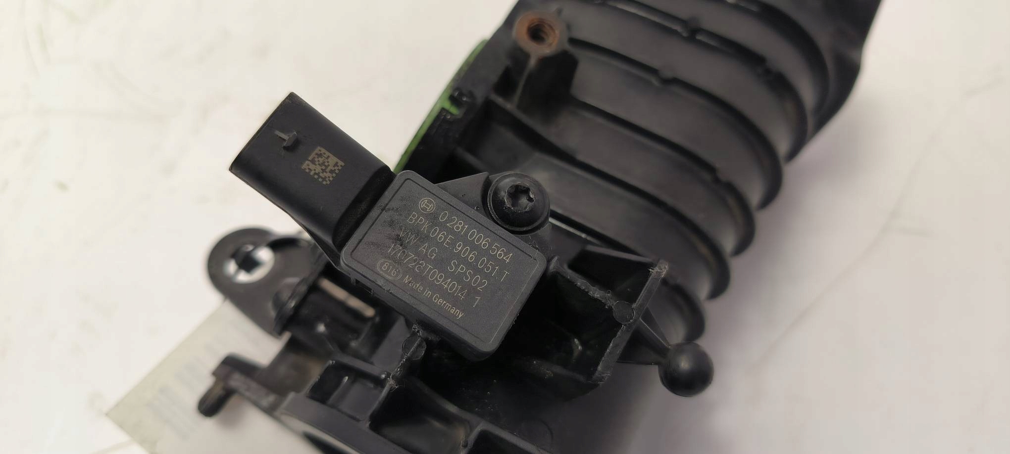 wiring pipe tube 0281006564 AUDI Q7 II 4M
