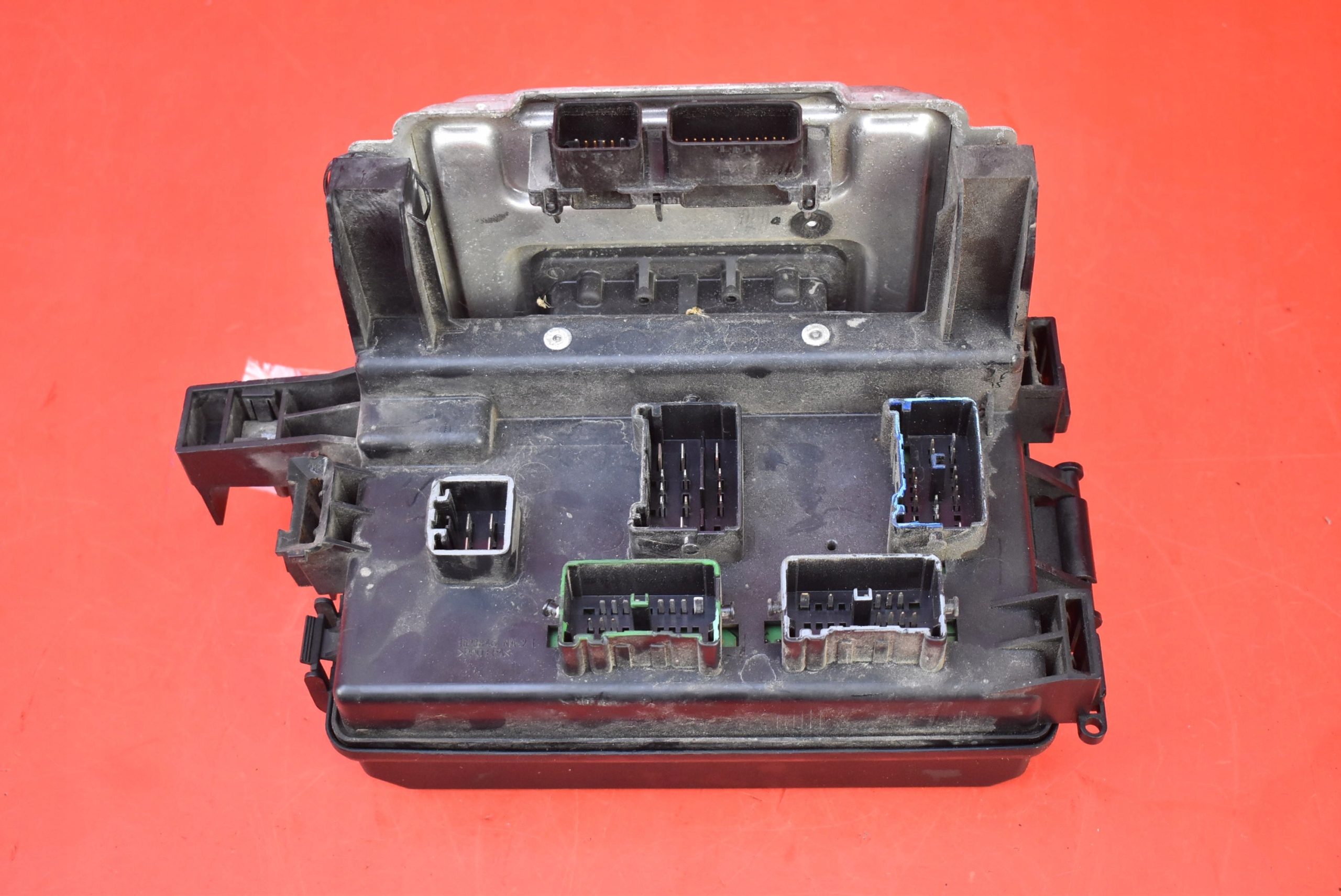 SKRZYNKA BEZPIECZNIKÓW CHRYSLER 300 C I 3.5 V6 06R