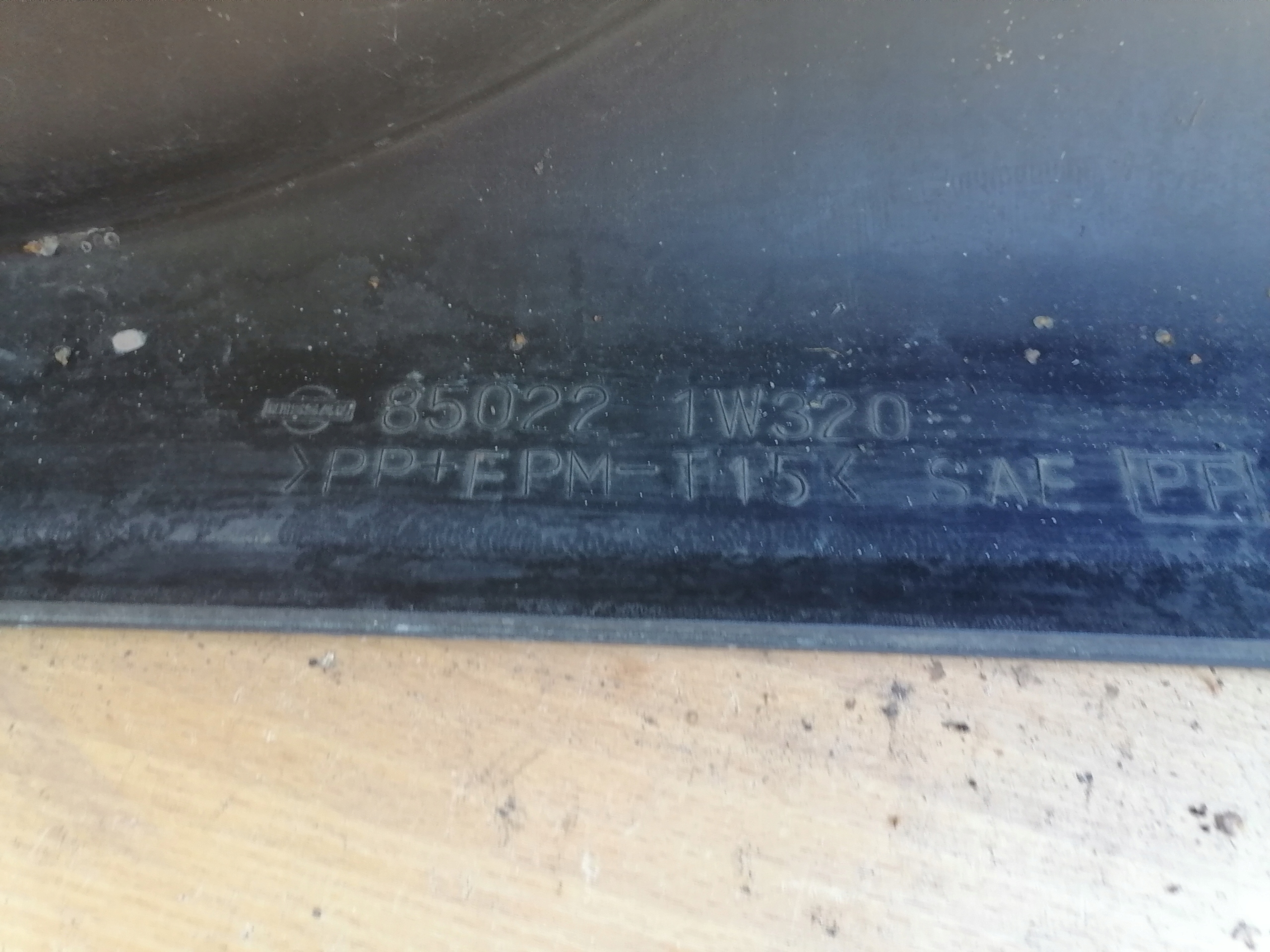bumper rear part NISSAN TERRANO 850221W320