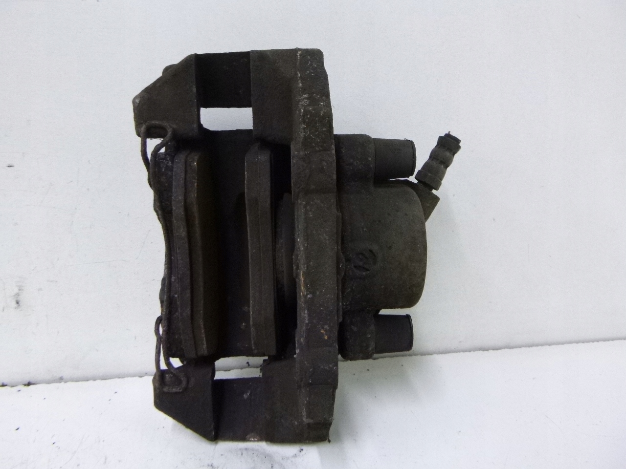 caliper brake front Dacia Logan 1.5Dci 05r.