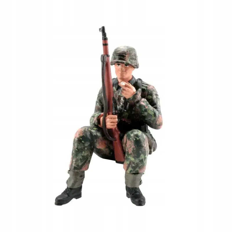 Figurka 1:16 granátník 4 Sd.Kfz. 251, maskování vzor Platan – jaro
