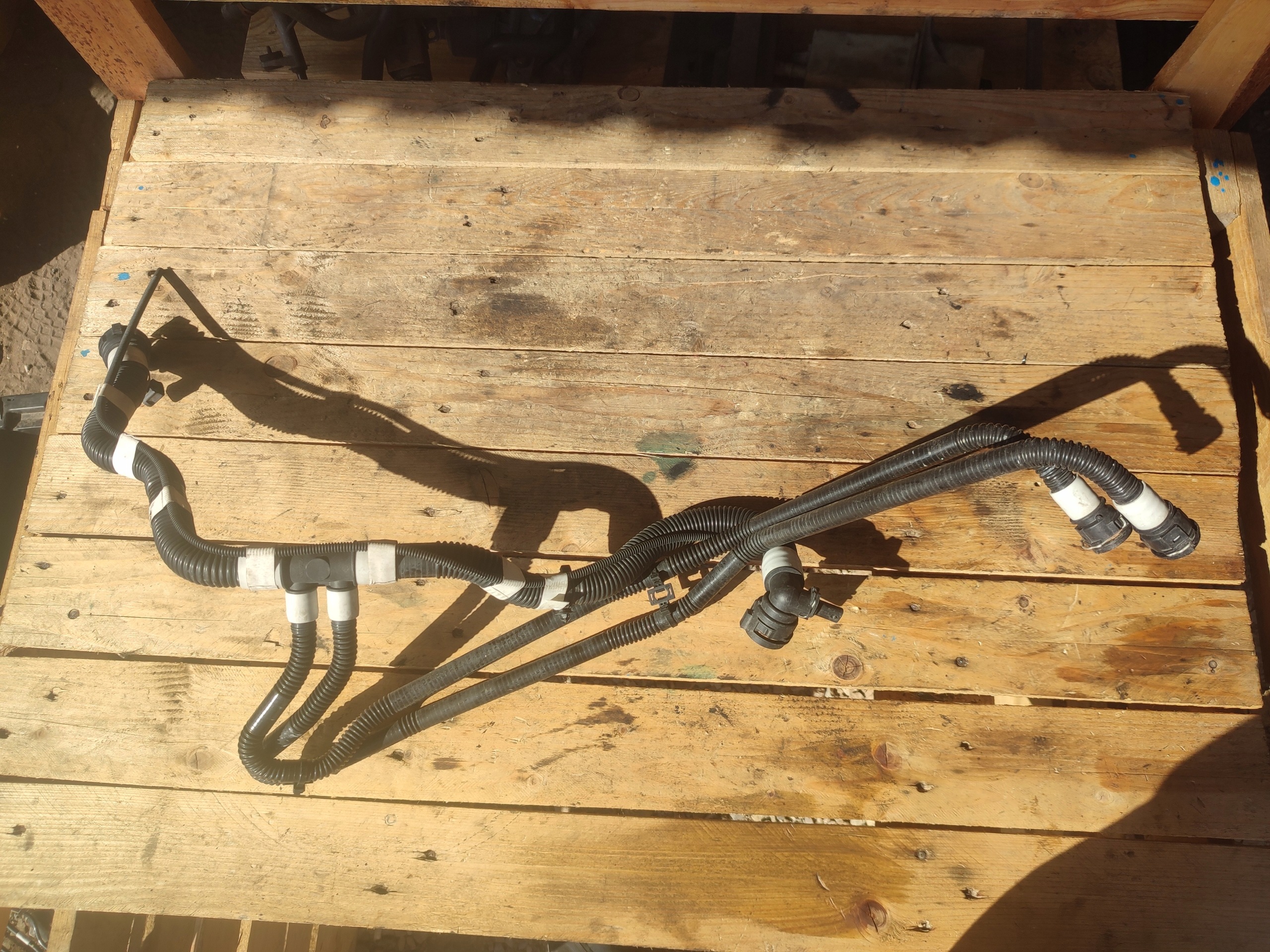 pipe CHLODZENIA TESLA MODEL 3 1077579-00-H