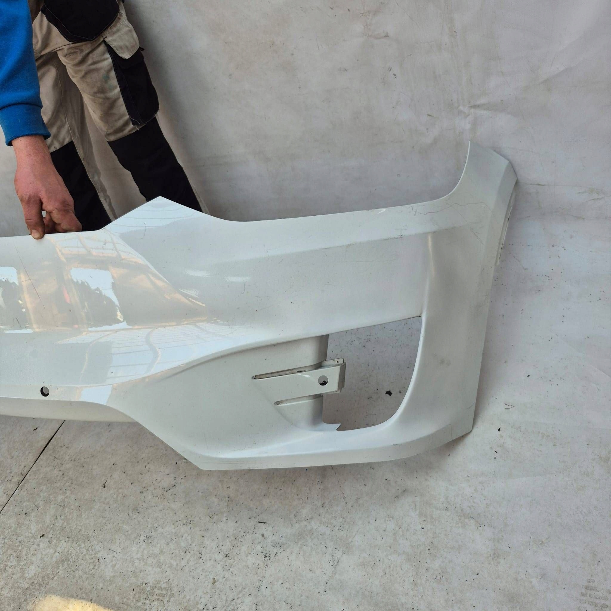 TESLA MODEL X 15-21 nárazník předek přední PDC