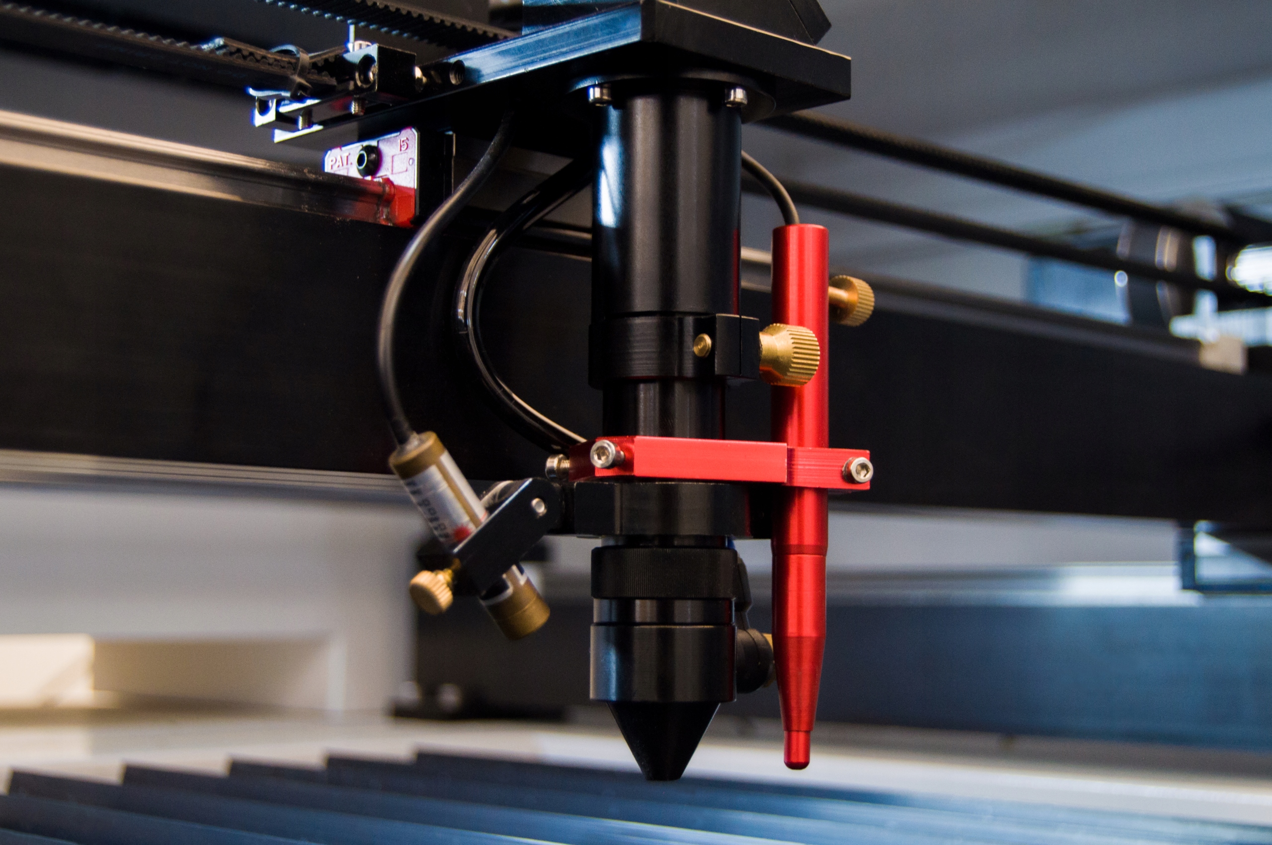 PLOTER LASEROWY CO2 DM1390 100W + CHILLER CW5200 Model DM1490