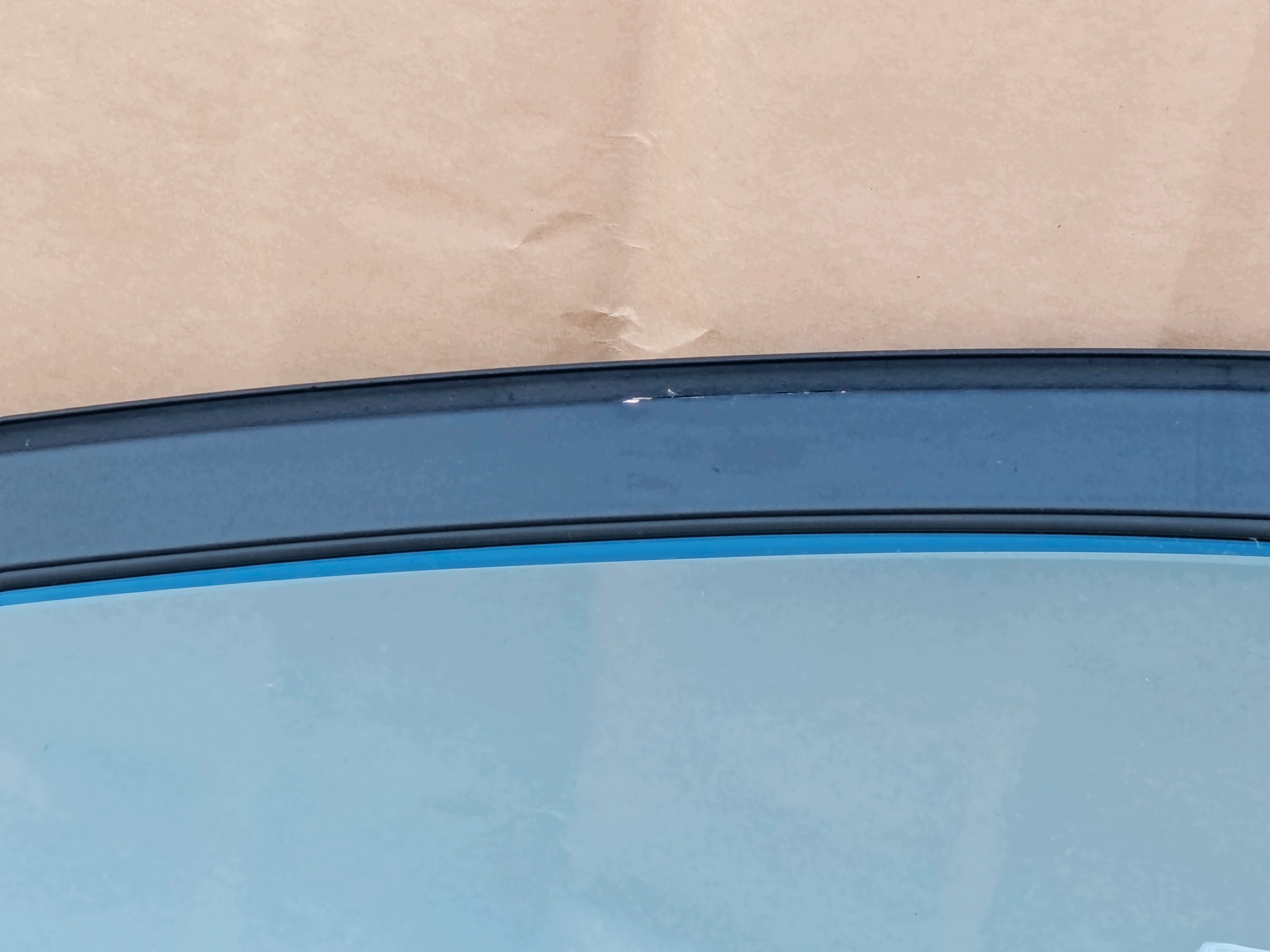FORD FIESTA MK8 VIGNALE 2017-2023 door left front FROZEN WHITE