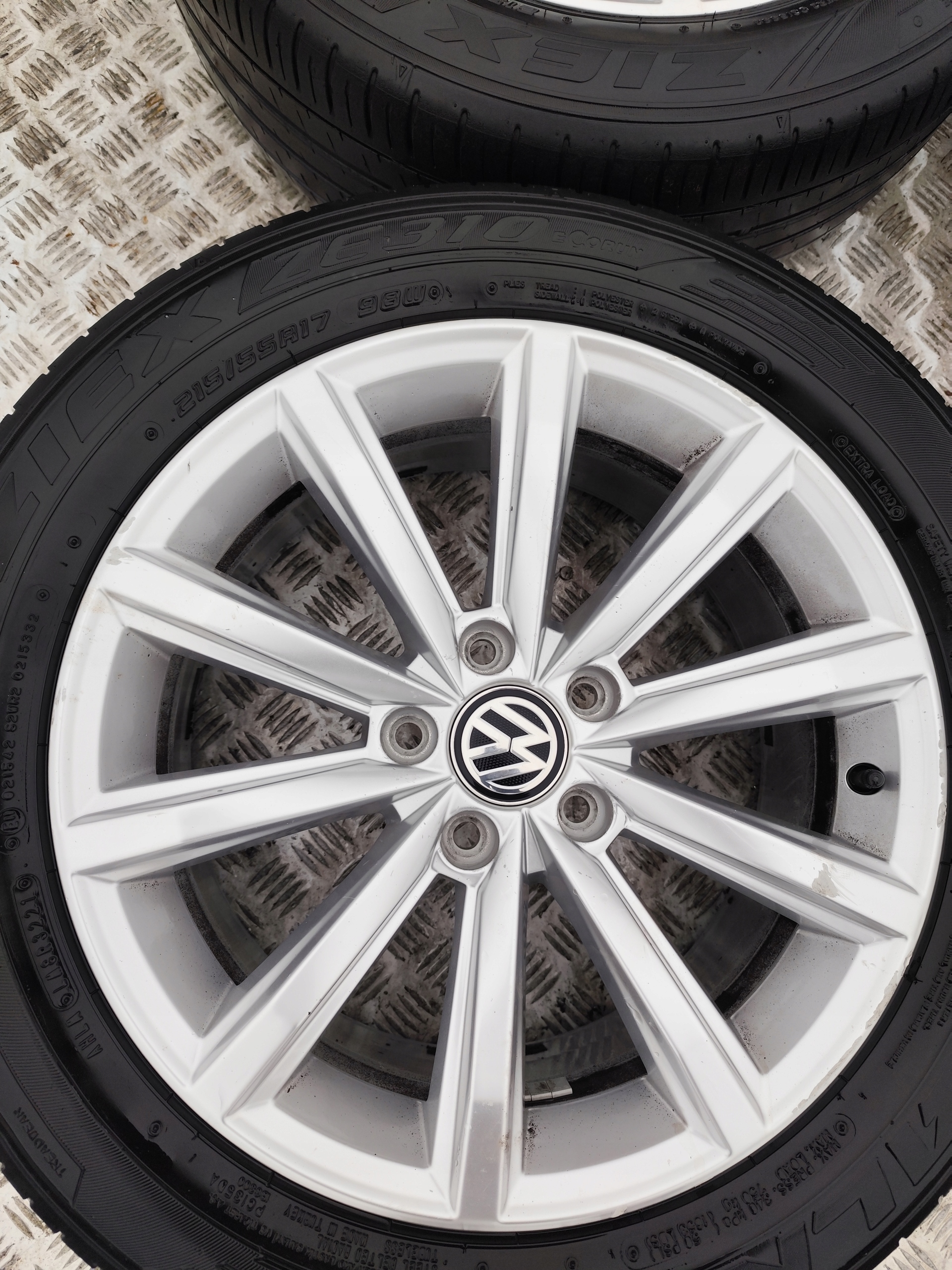 VW PASSAT B8 wheels ALU discs 215/55/17