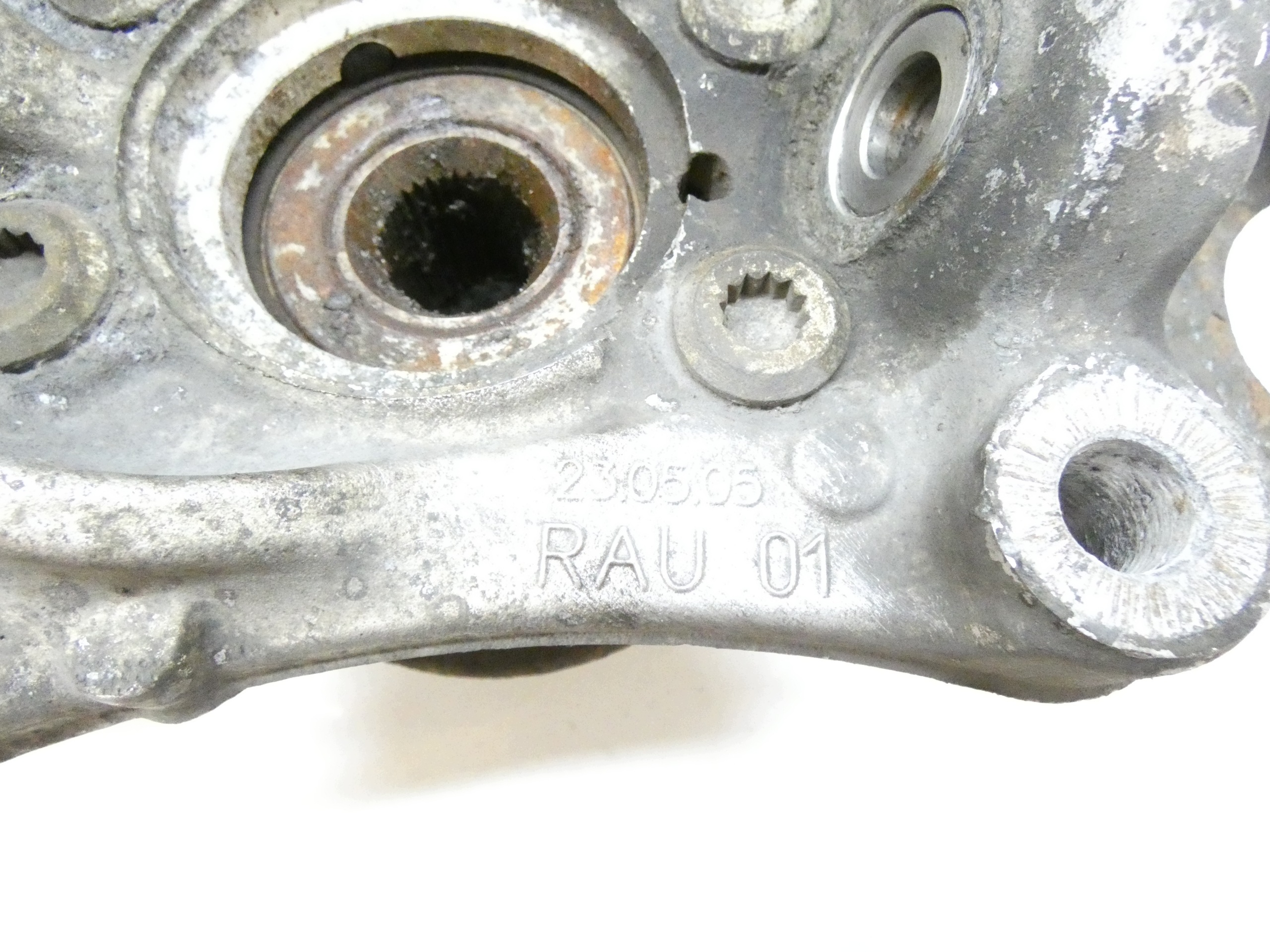 mozzo fusello perno mozzo destro anteriore VW PASSAT B6 2.0 TDI BMP 05-10