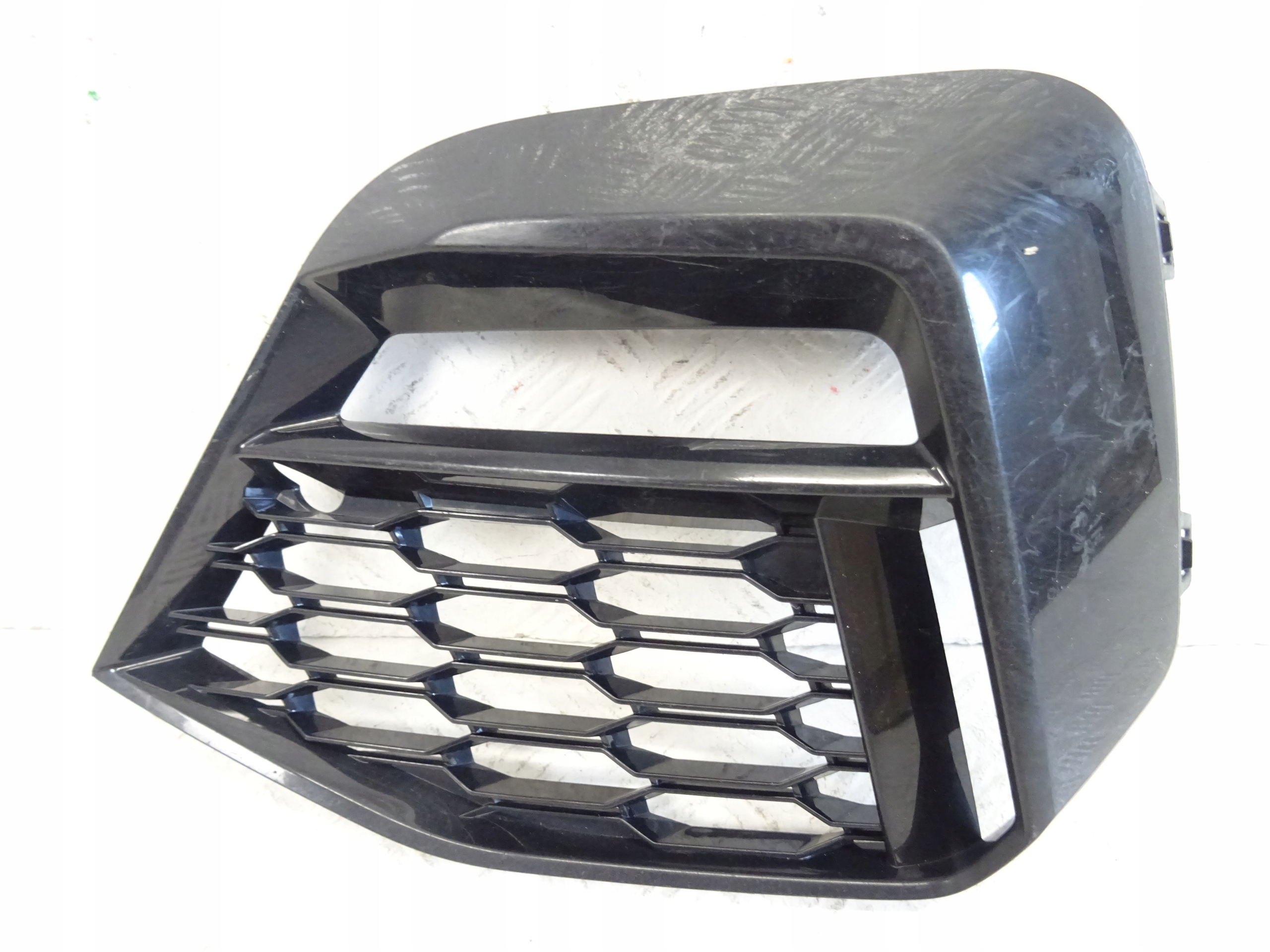 grid of a bumper front front left BMW 2 F44 m-packet 51118075487